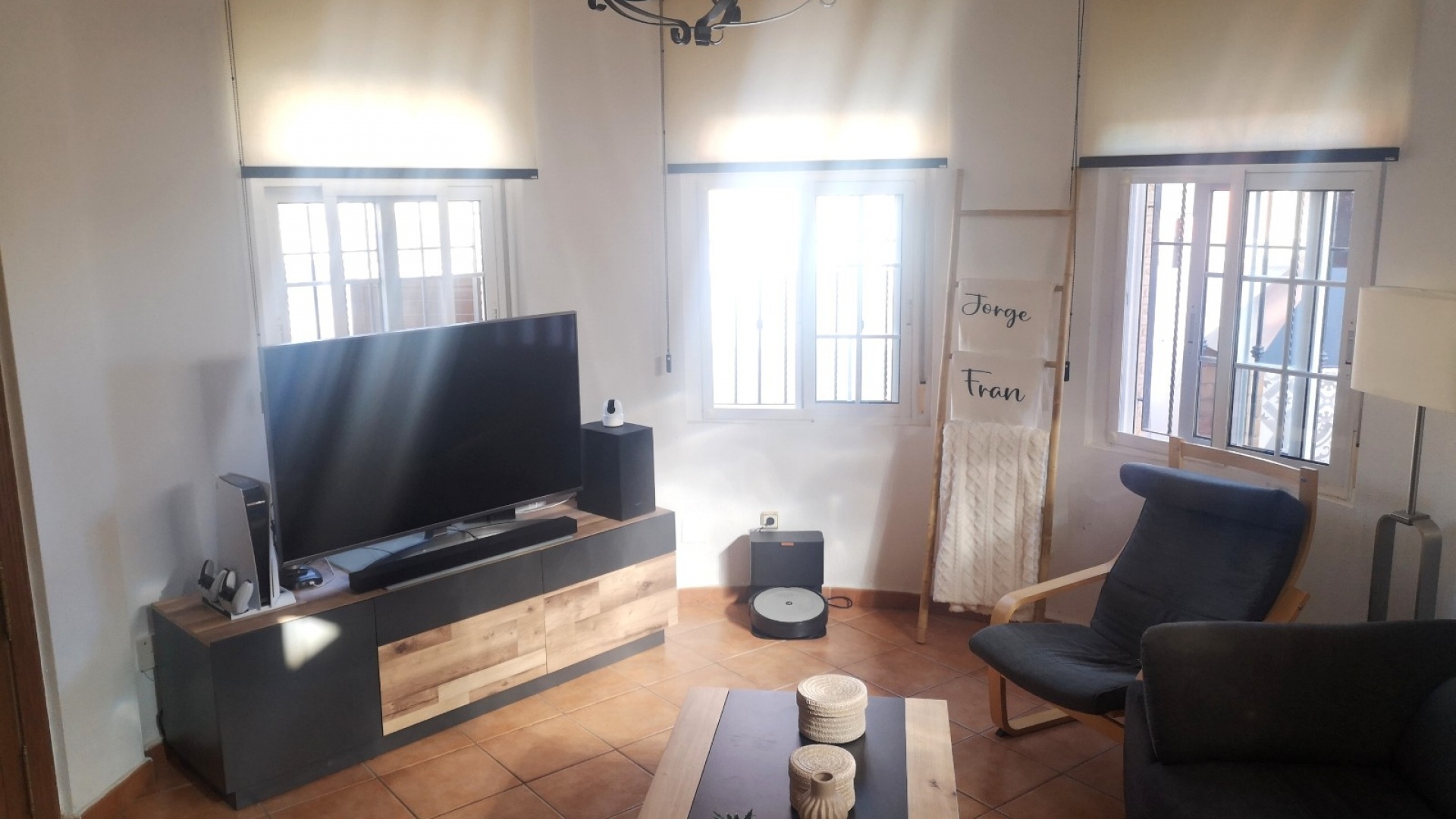 Resale - Villa - Los Montesinos - La Herrada