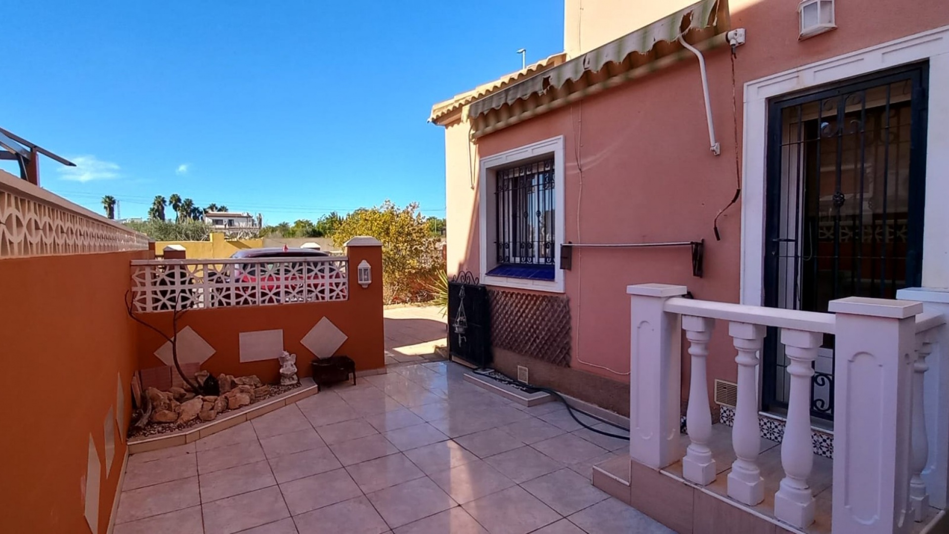 Resale - Villa - Los Montesinos - La Herrada