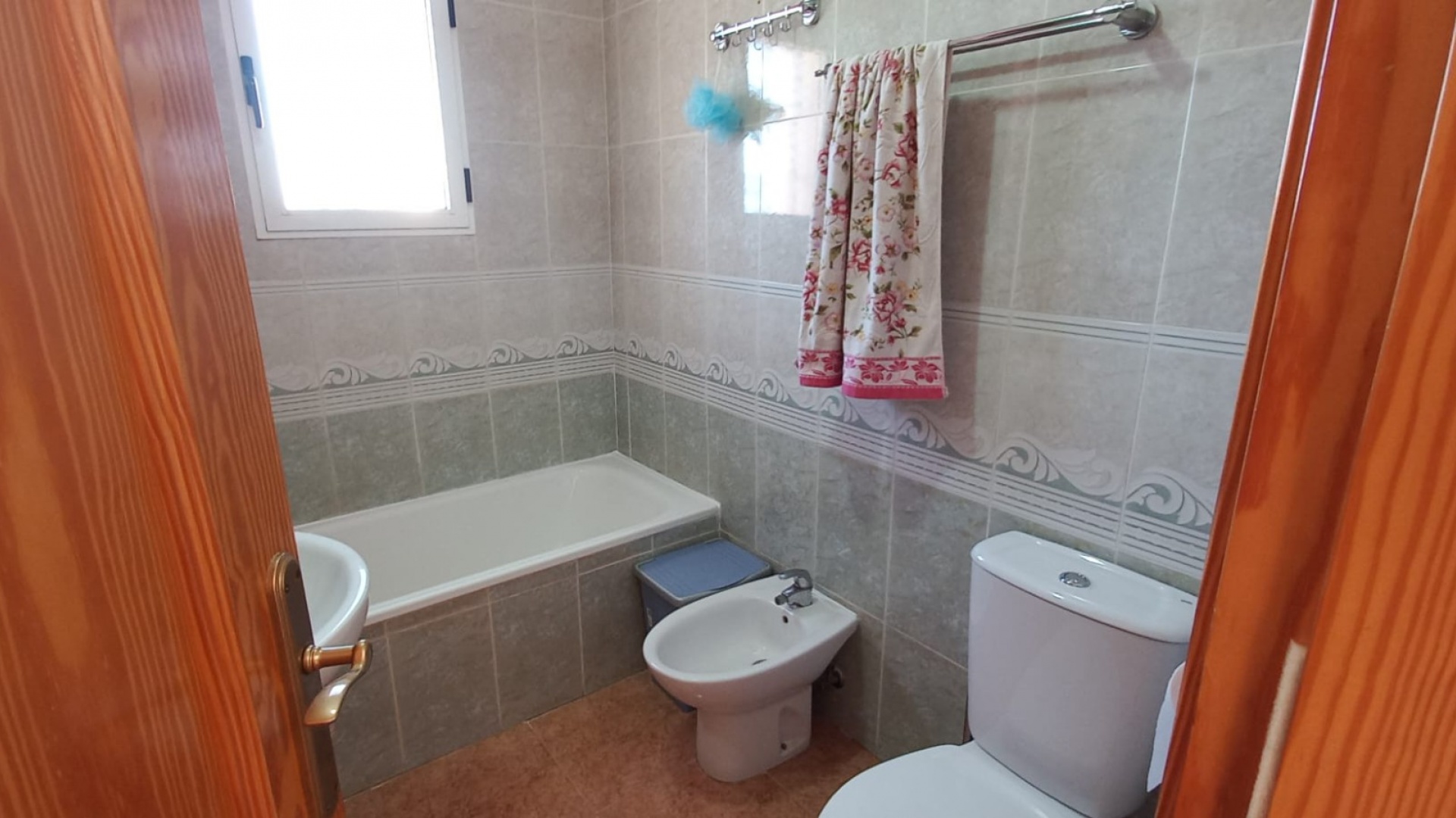 Resale - Villa - Los Montesinos - La Herrada