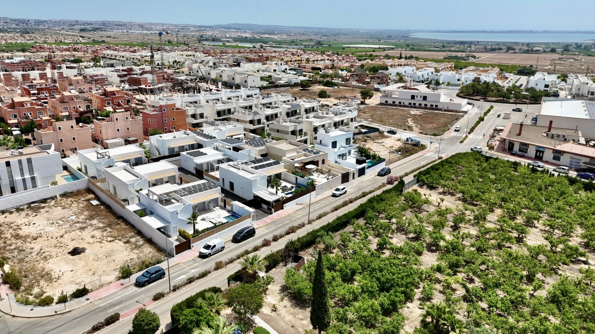 Resale - Villa - Los Montesinos - La Herrada