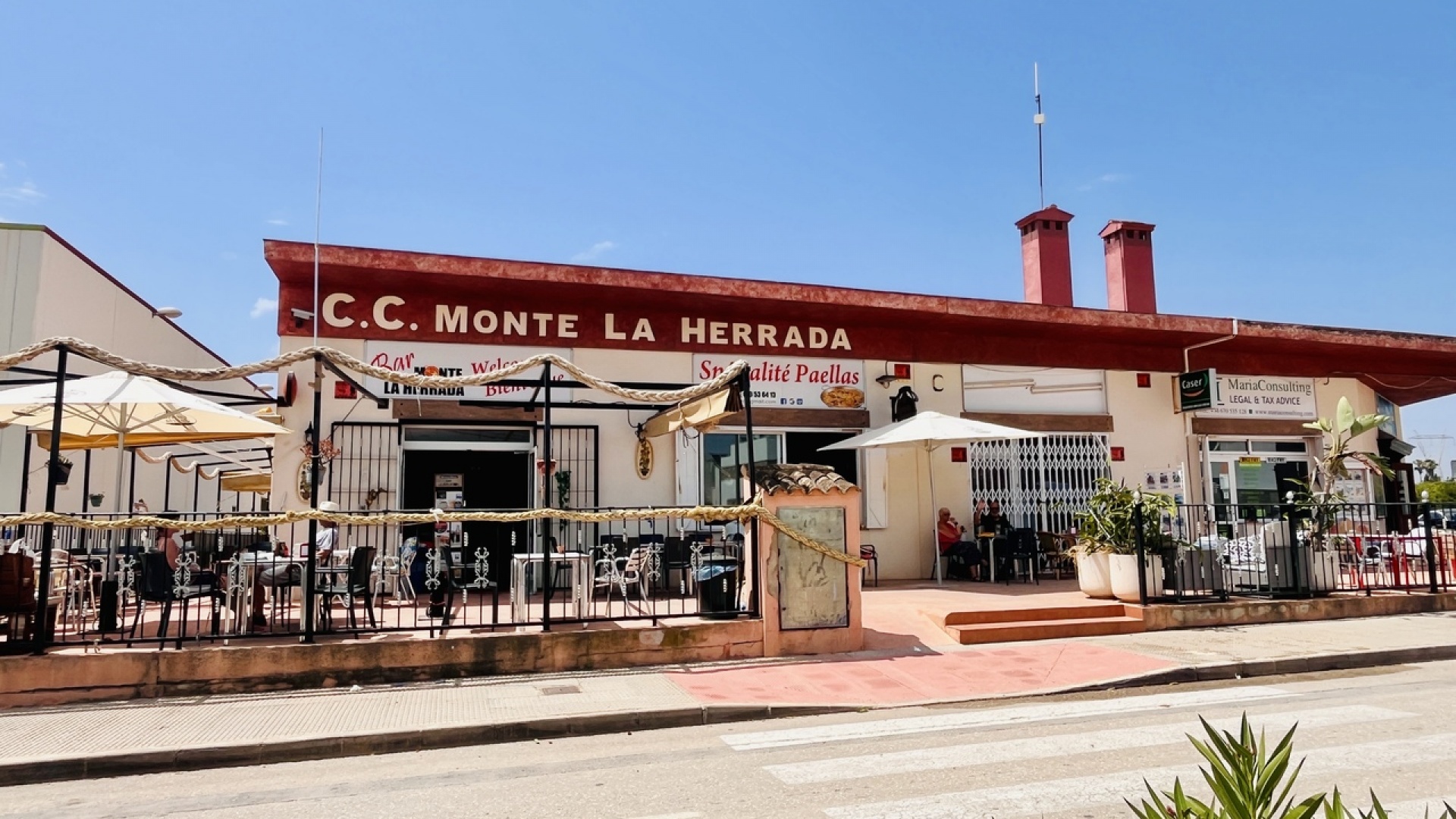 Resale - Villa - Los Montesinos - La Herrada