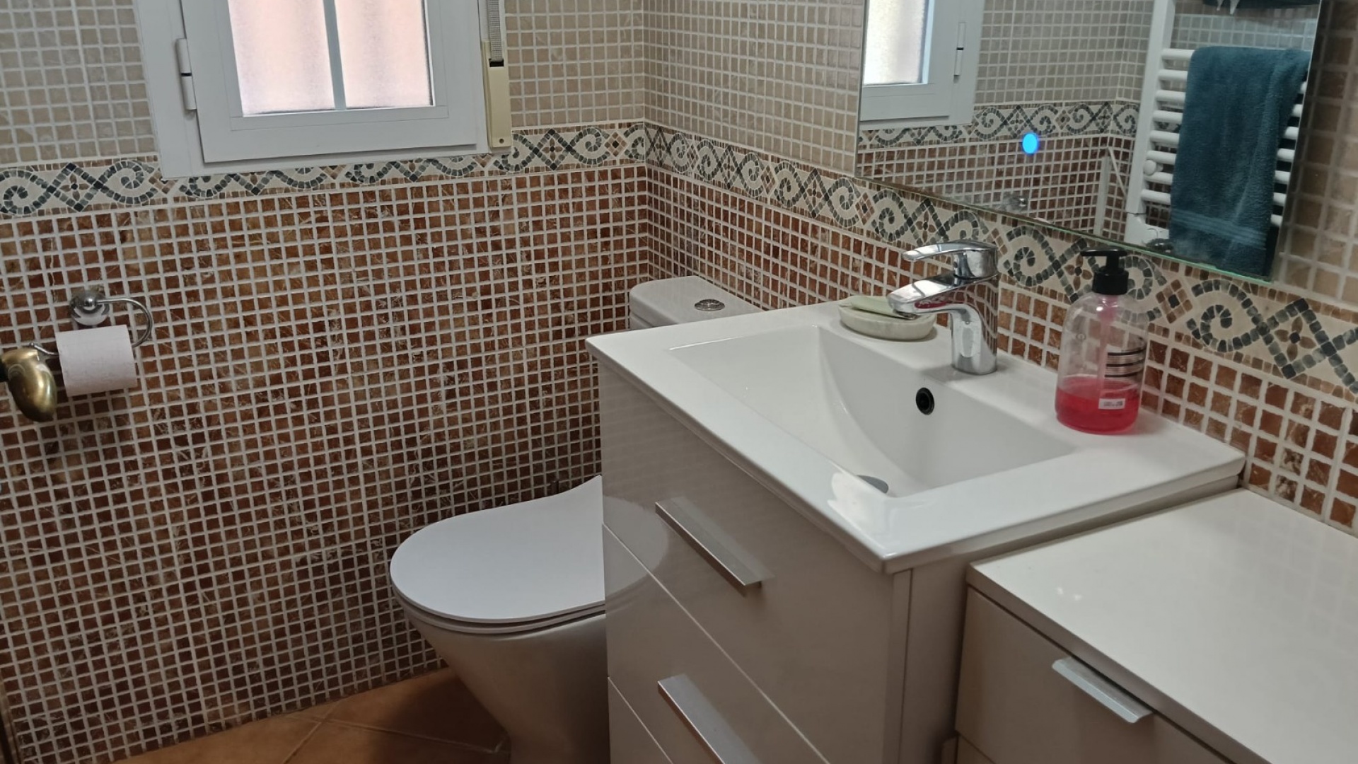 Resale - Villa - Los Montesinos - La Herrada