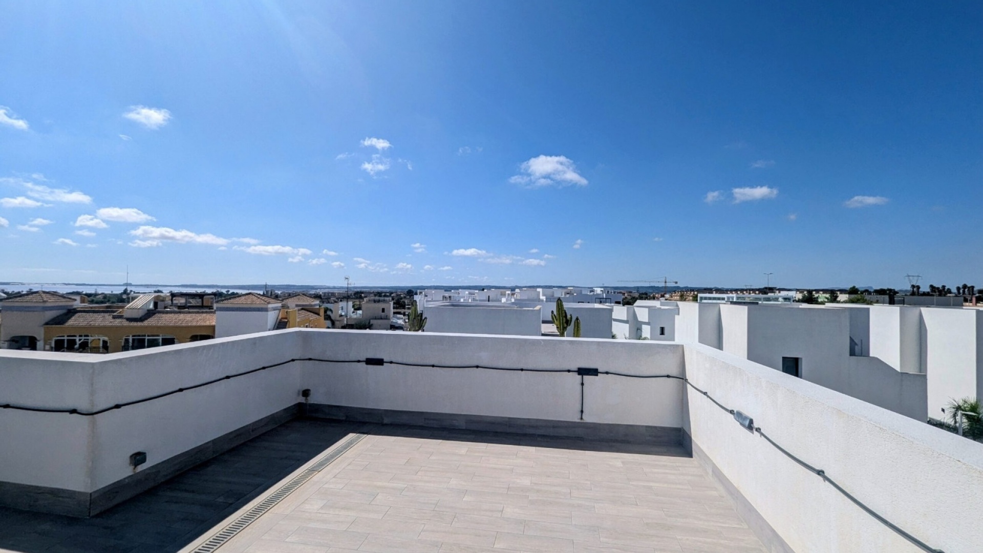 Resale - Villa - Los Montesinos - La Herrada