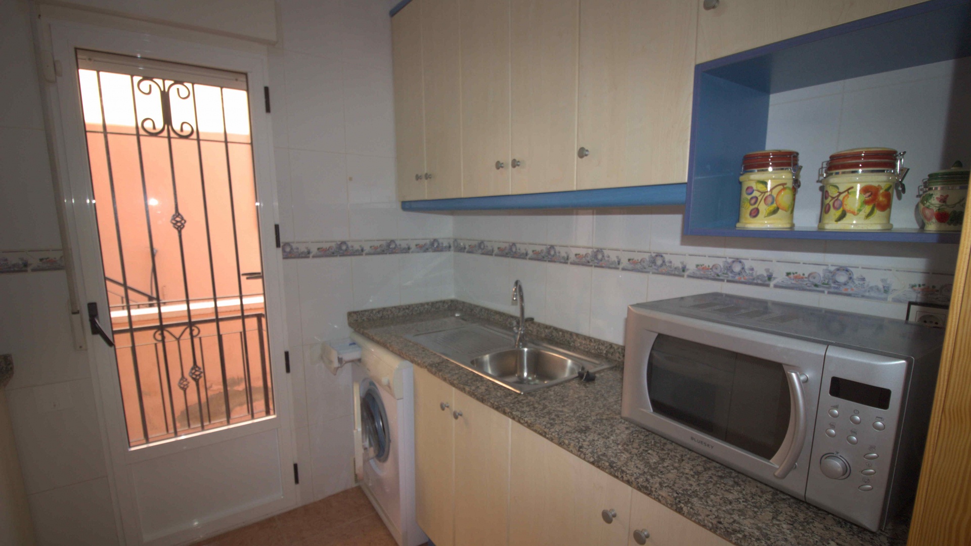 Resale - Villa - Los Montesinos - La Herrada