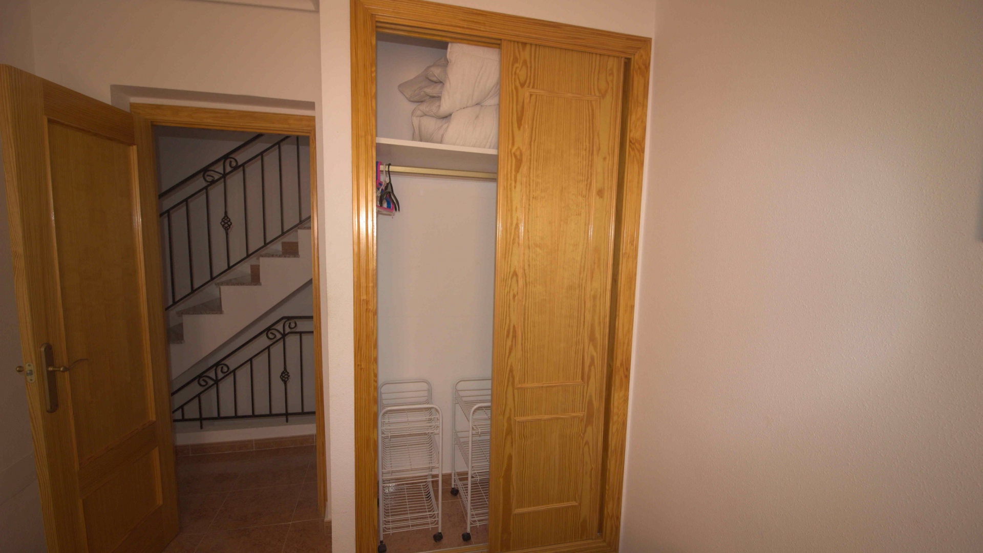 Resale - Villa - Los Montesinos - La Herrada