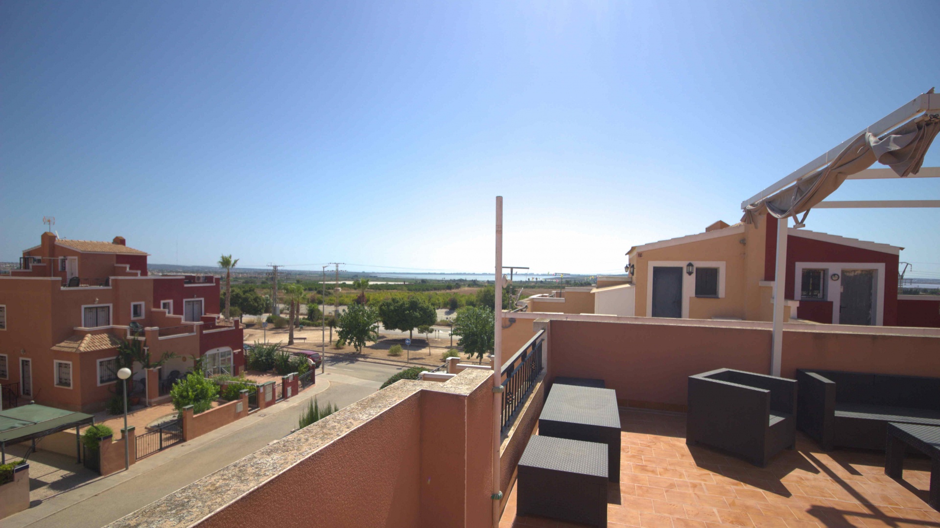 Resale - Villa - Los Montesinos - La Herrada