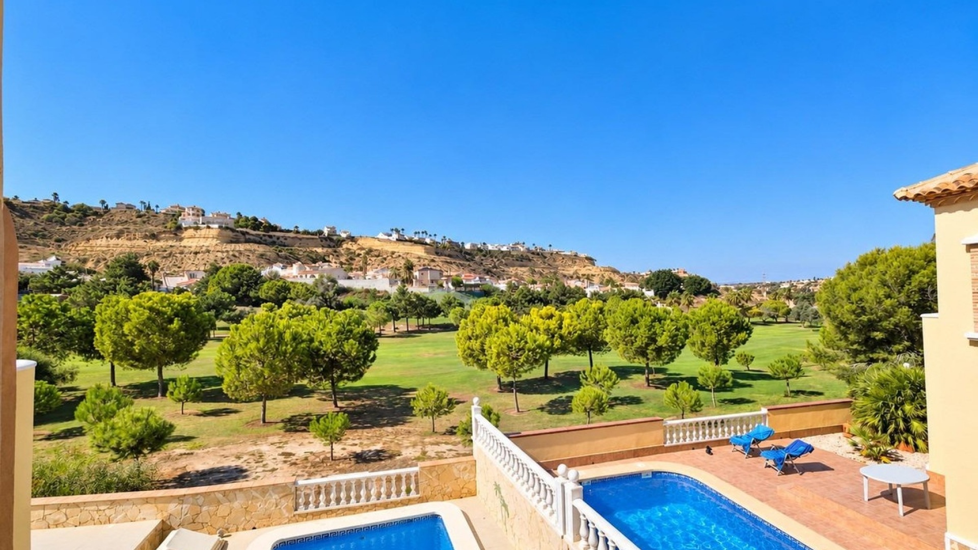 Resale - Villa - Los Montesinos - La Marquesa