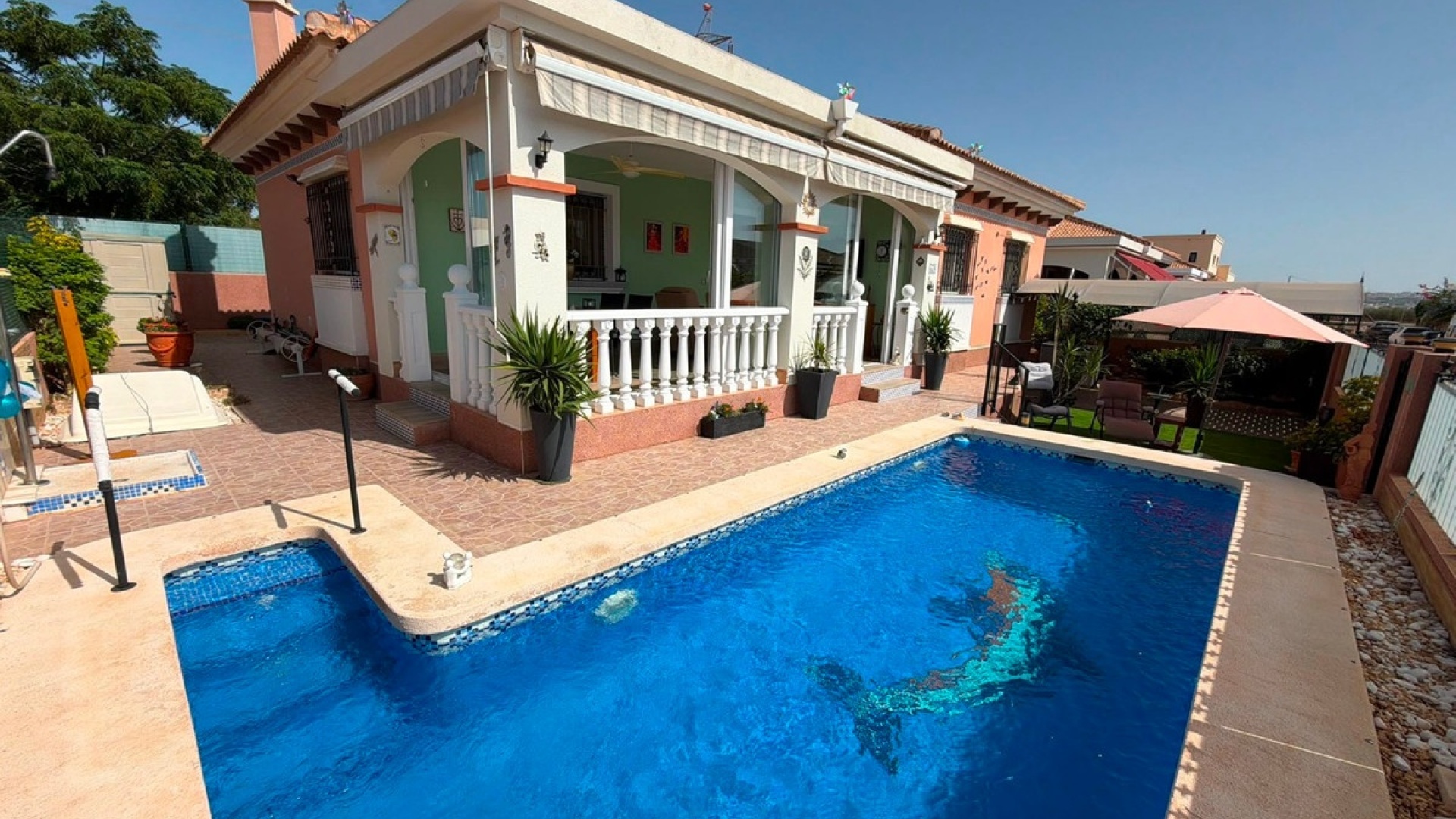 Resale - Villa - Los Montesinos - Los Montesinos Centro