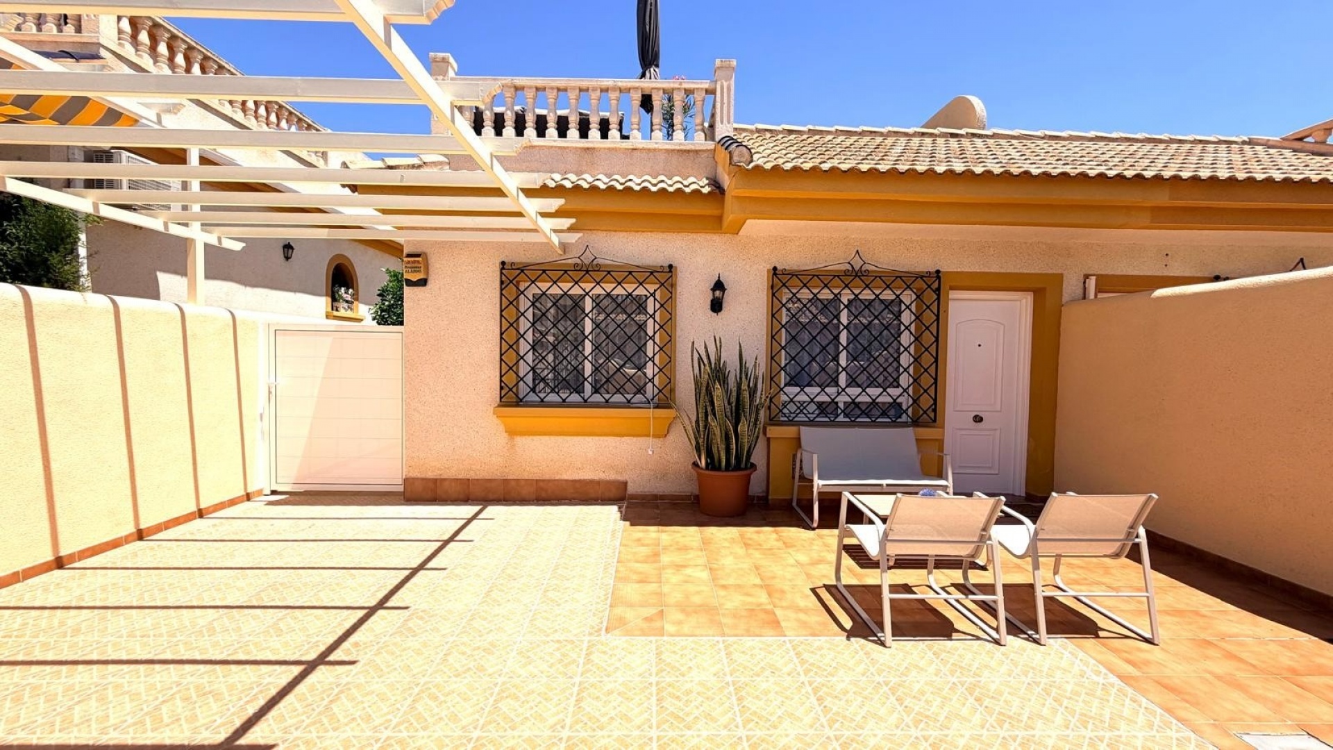 Resale - Villa - Los Montesinos - Urbanizacion montesol
