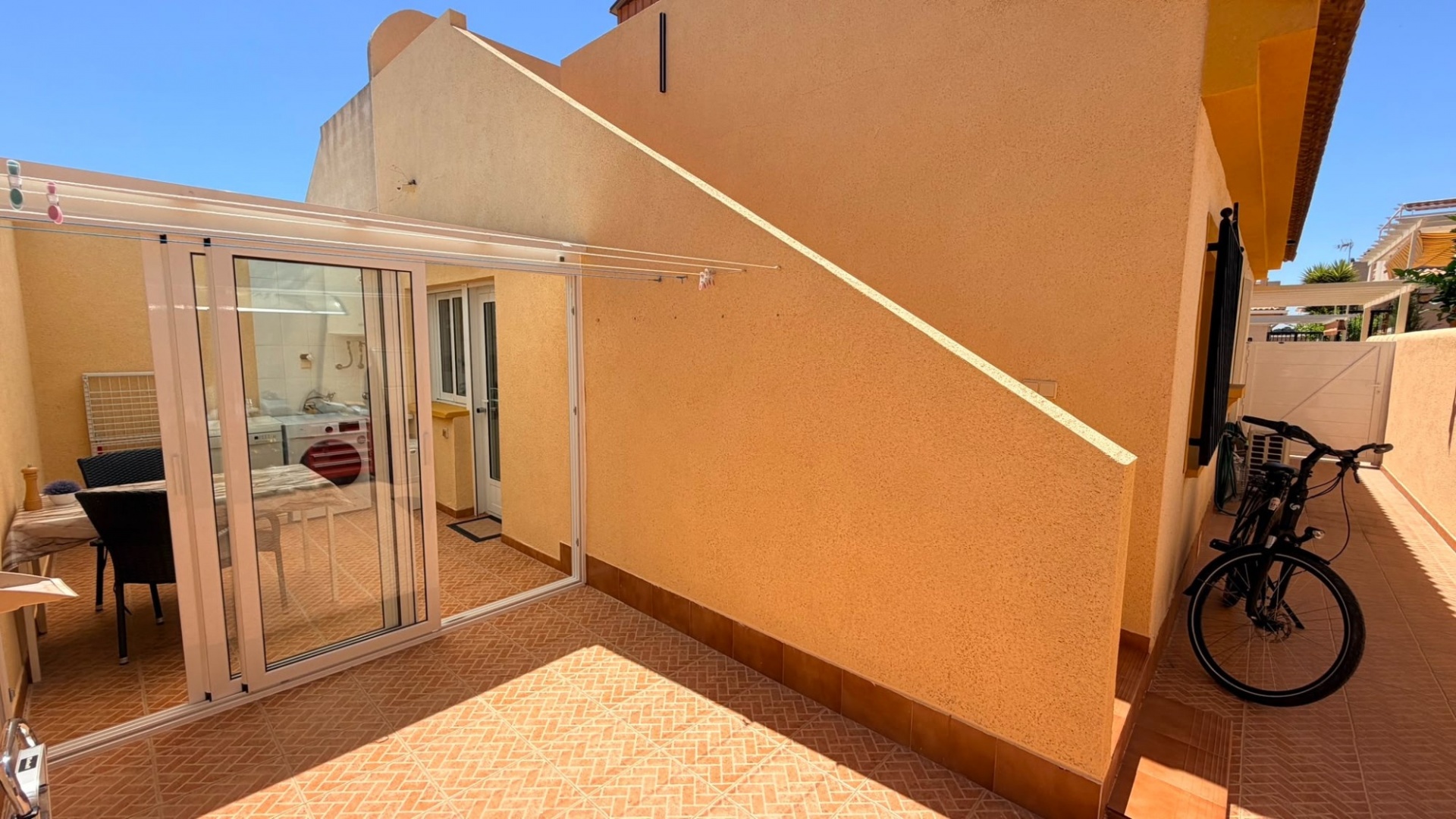 Resale - Villa - Los Montesinos - Urbanizacion montesol