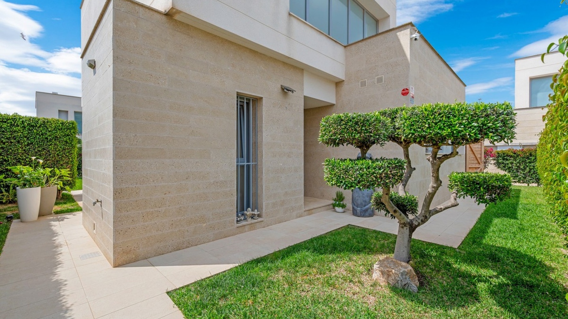 Resale - Villa - Los Montesinos - Vistabella Golf Resort