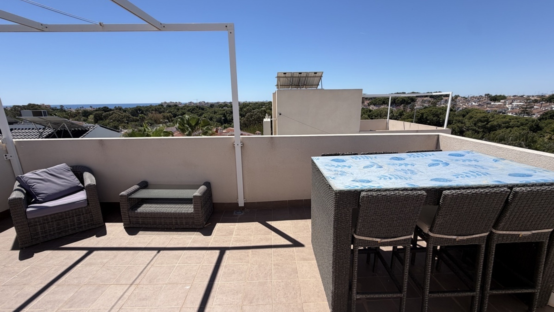 Resale - Villa - Mil Palmeras - Beachside Mil Palmeras