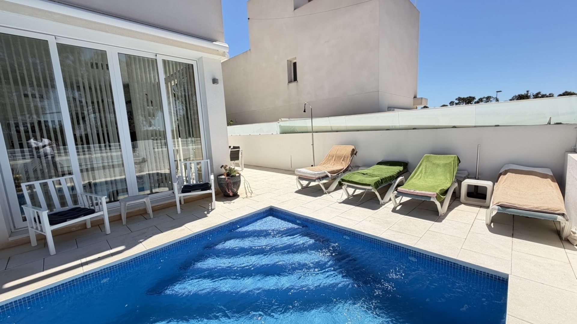Resale - Villa - Mil Palmeras - Beachside Mil Palmeras