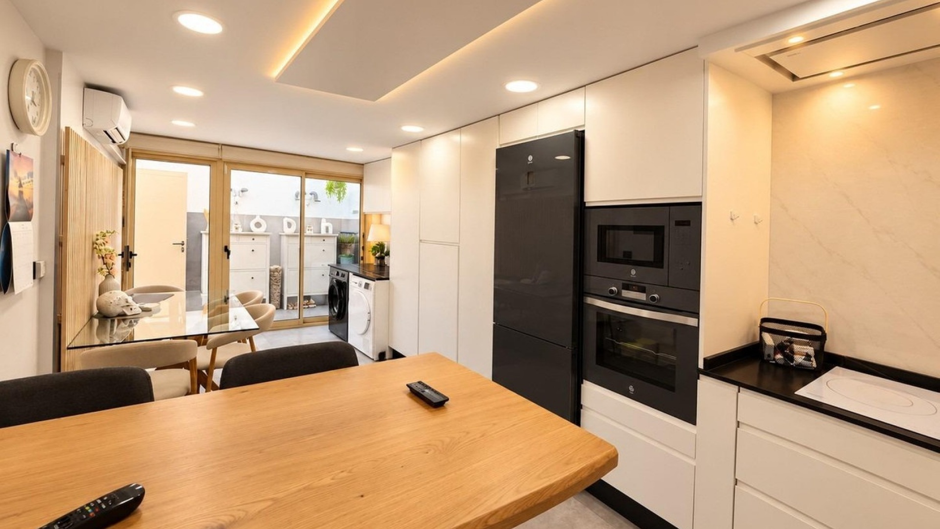 Resale - Villa - Mil Palmeras - Costa Blanca South