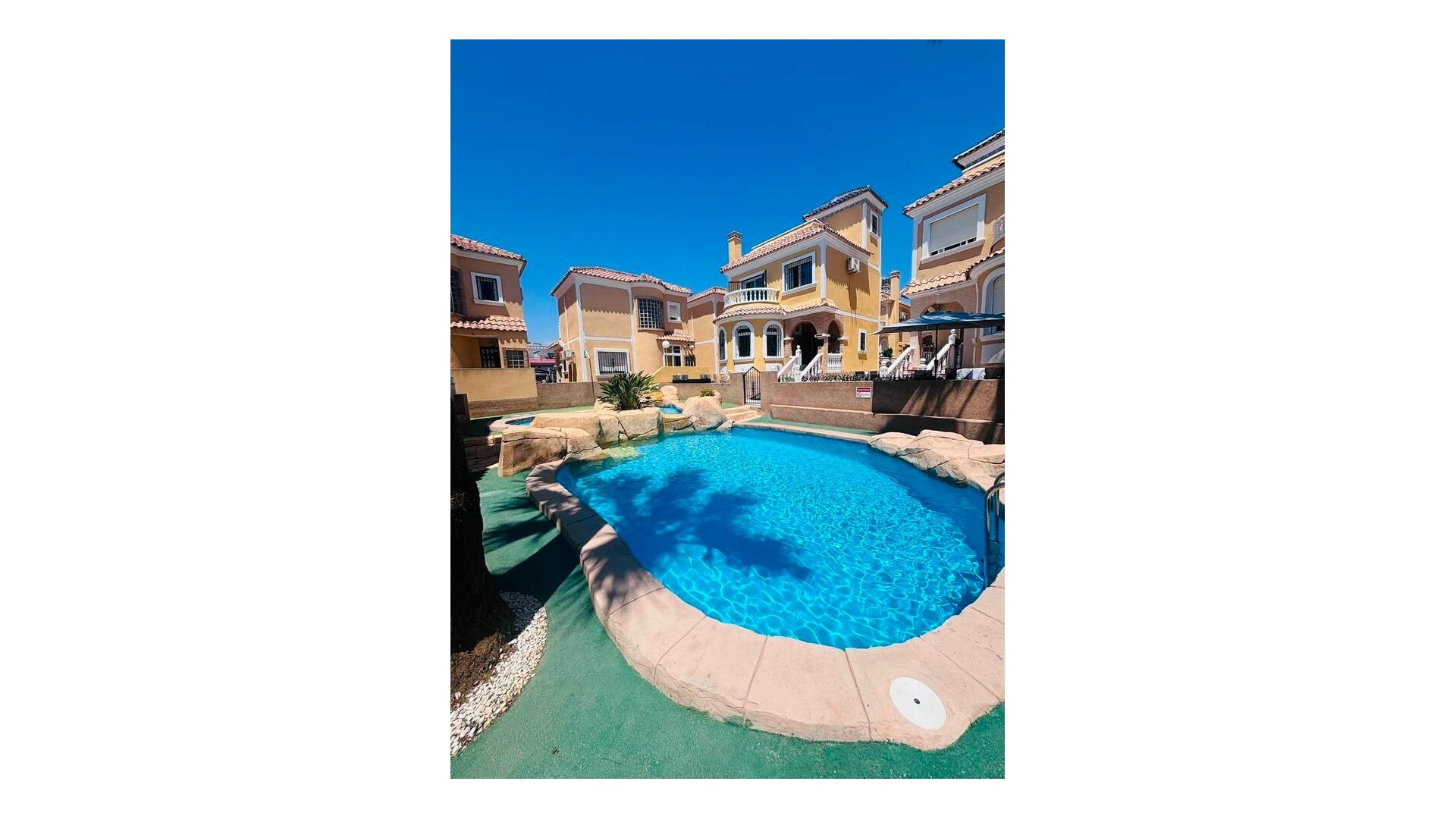Resale - Villa - Orihuela - Blue Lagoon