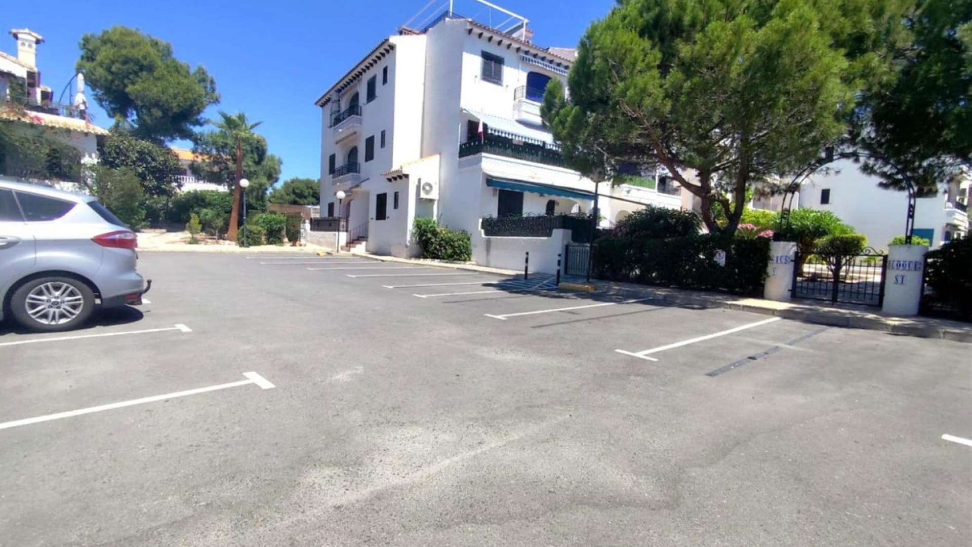 Resale - Villa - Orihuela - Cabo Roig
