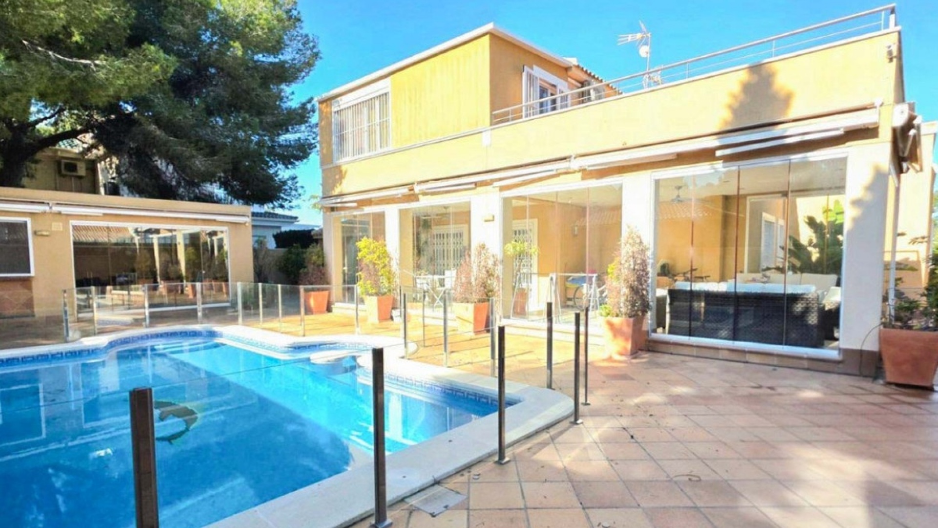 Resale - Villa - Orihuela - Campoamor