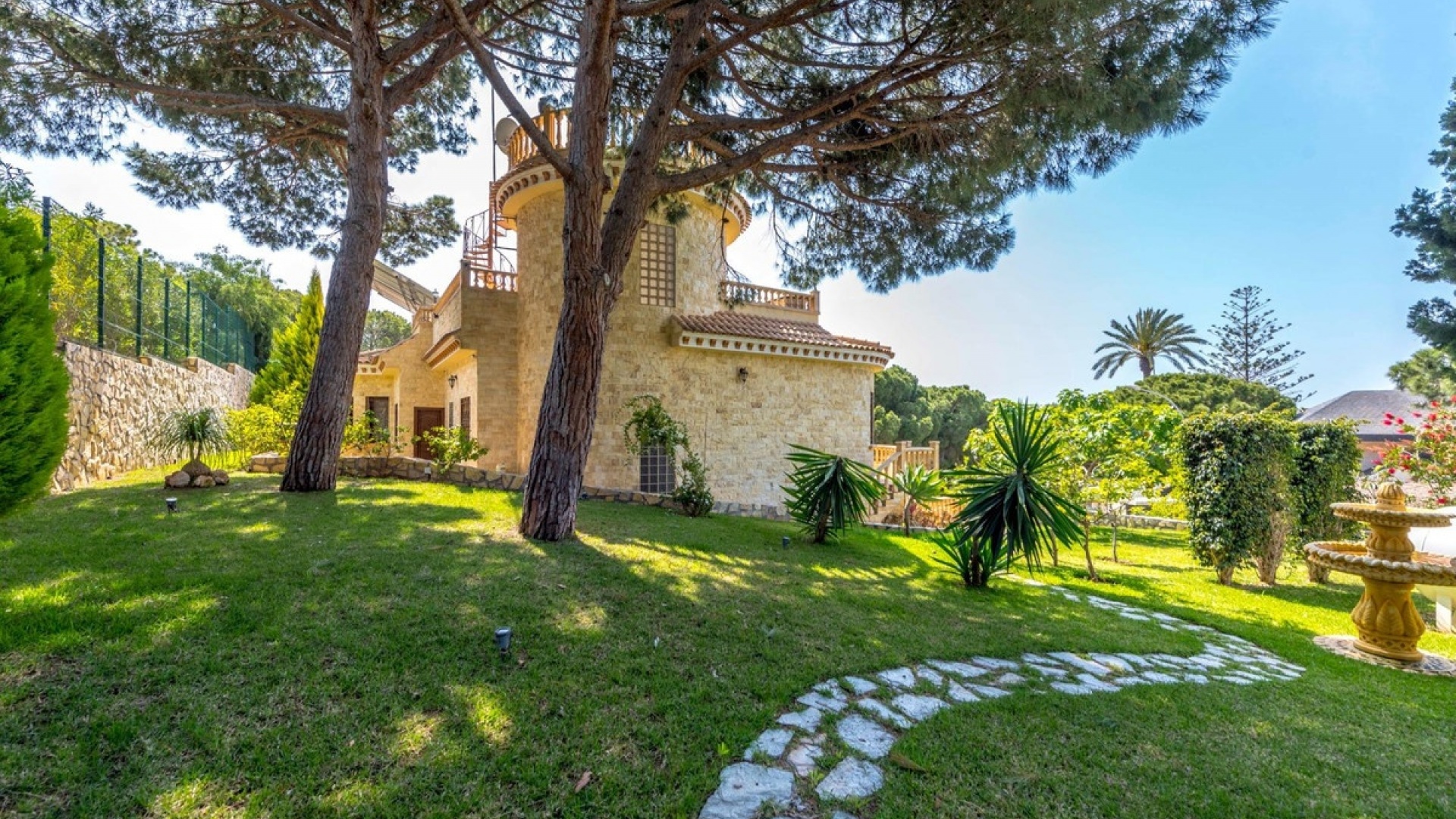 Resale - Villa - Orihuela - Campoamor