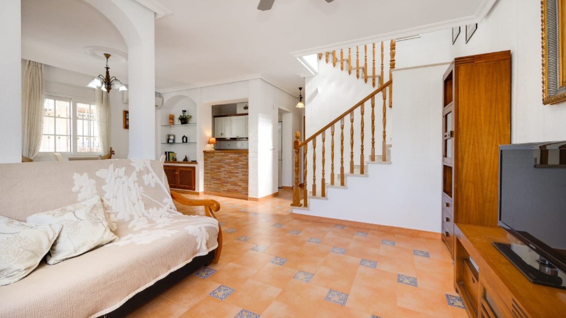 Resale - Villa - Orihuela Costa - La Zenia