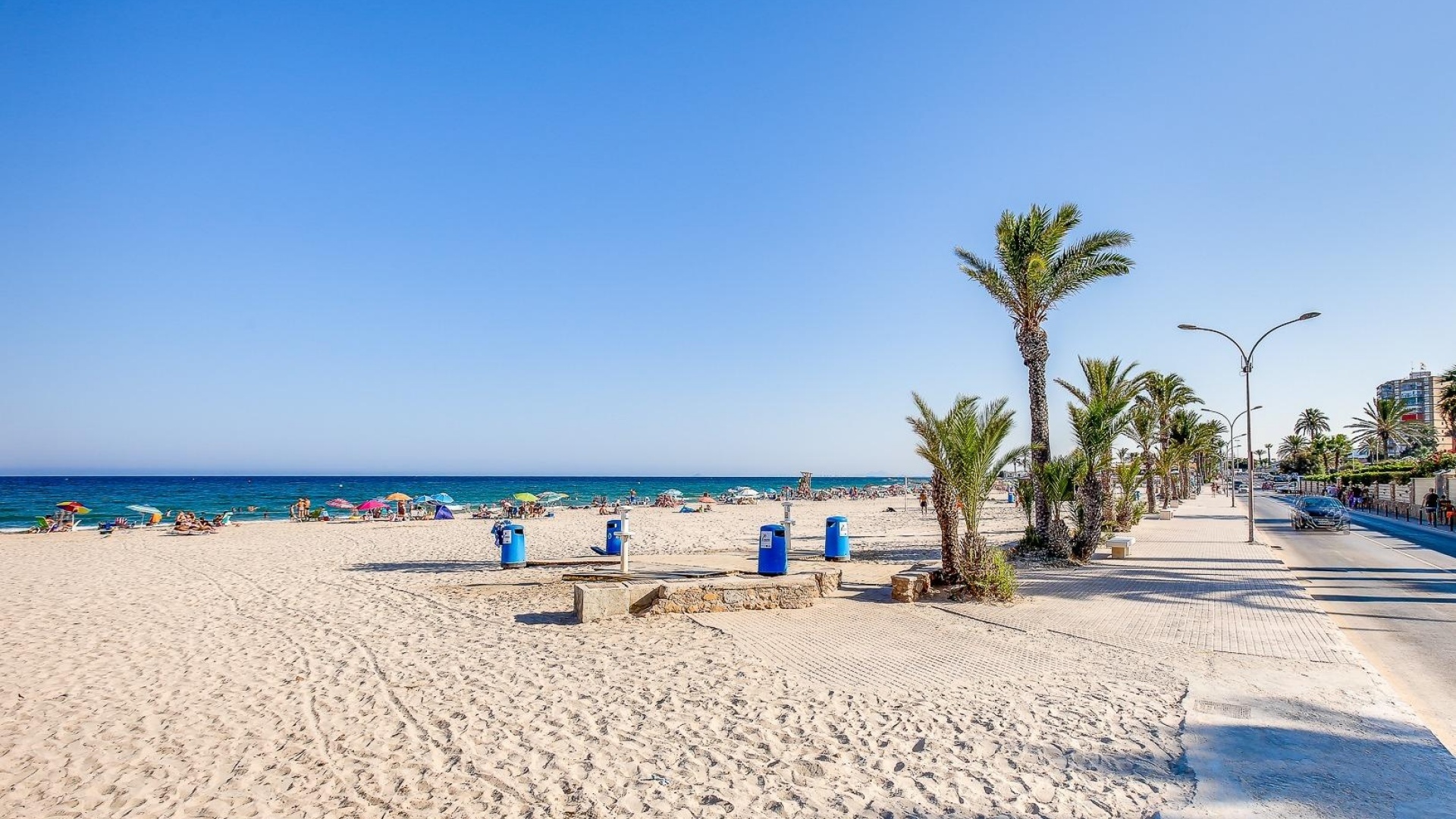 Resale - Villa - Orihuela Costa - Lomas de Don Juan
