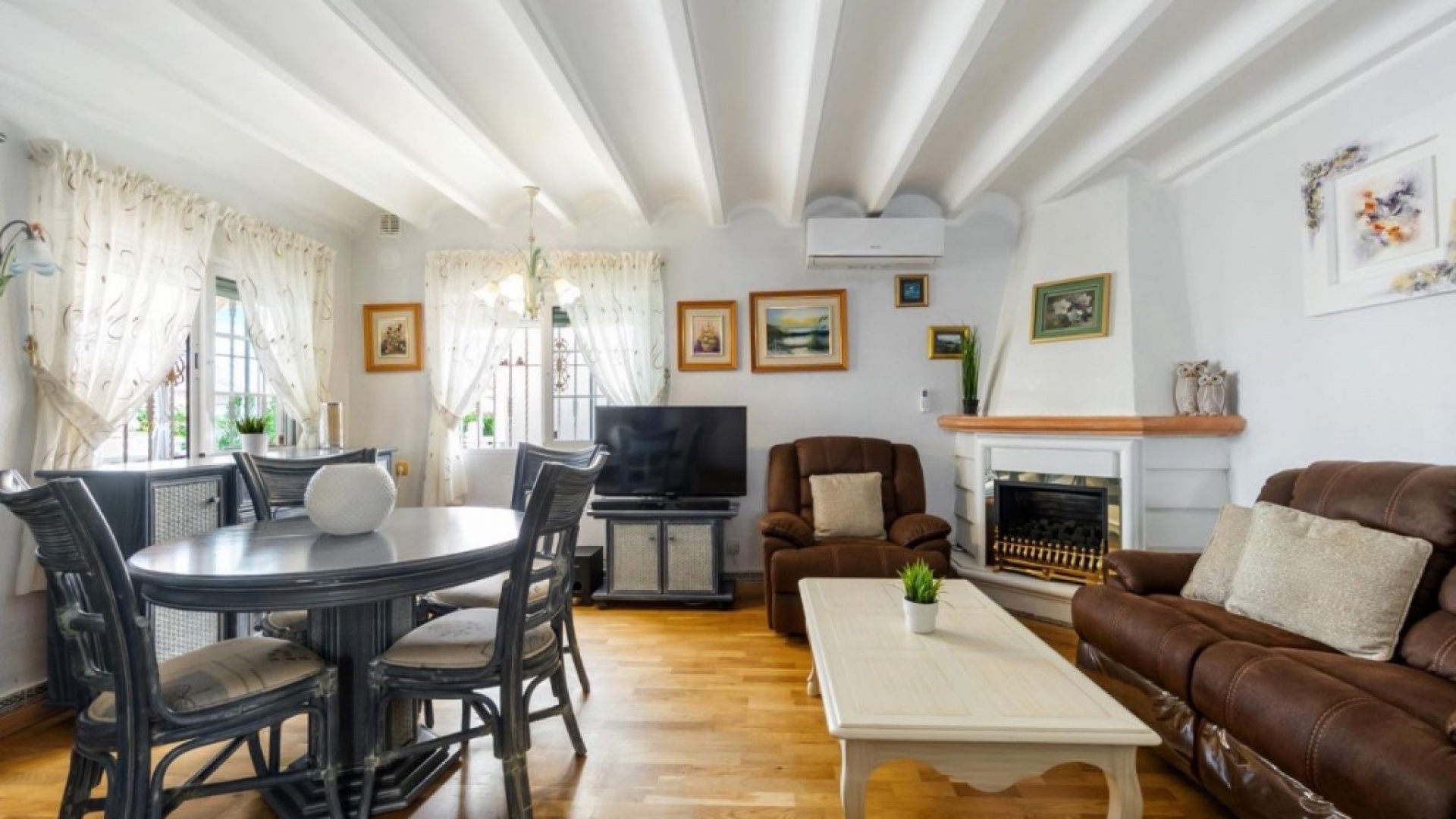 Resale - Villa - Orihuela Costa - Playa Flamenca