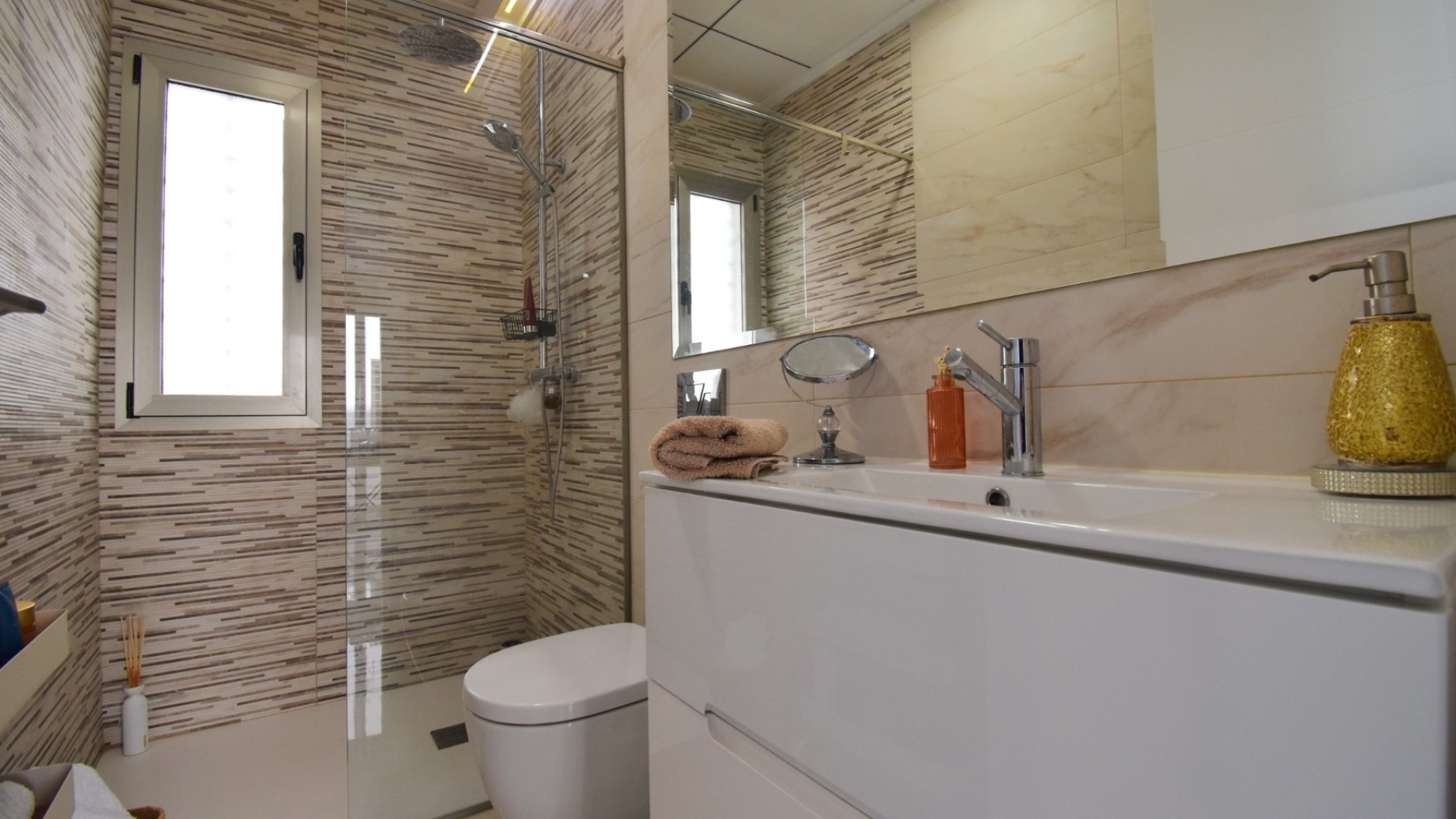 Resale - Villa - Orihuela Costa - Villamartin