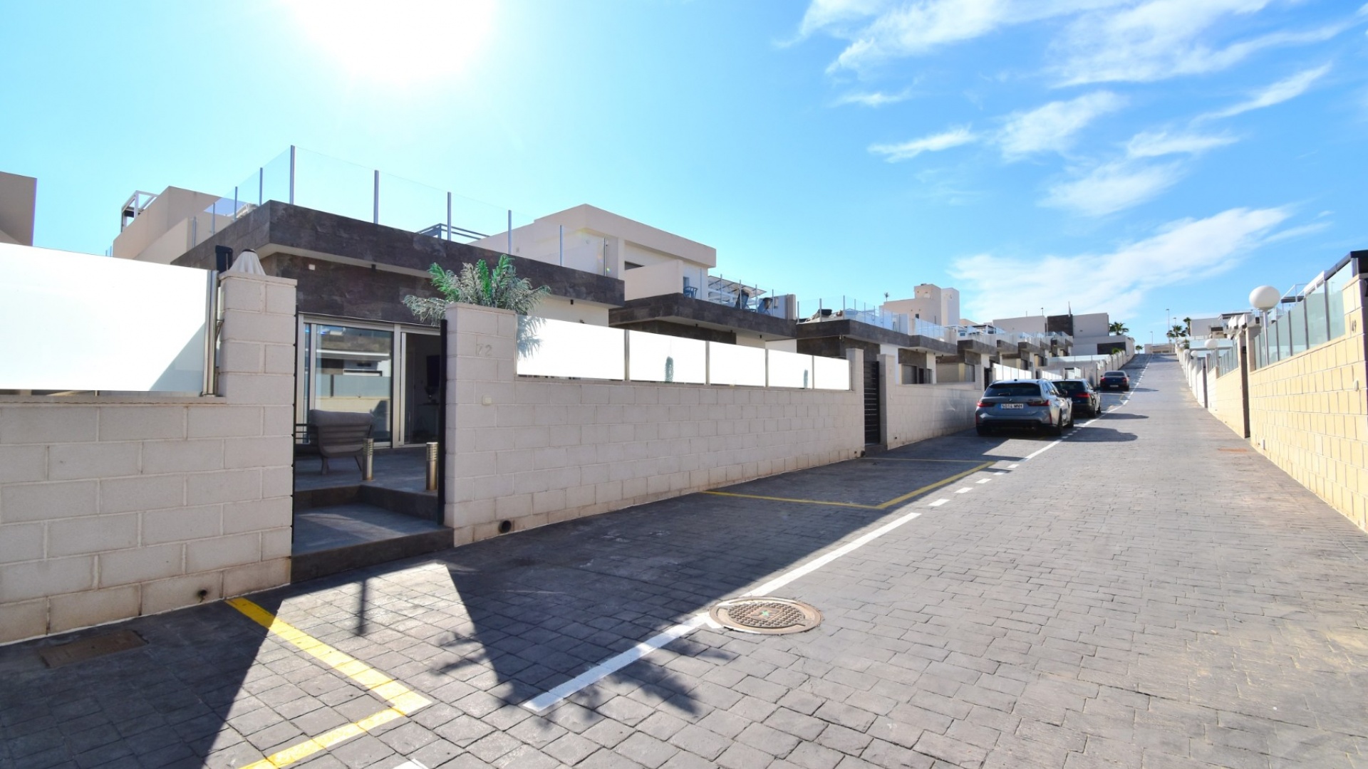 Resale - Villa - Orihuela Costa - Villamartin