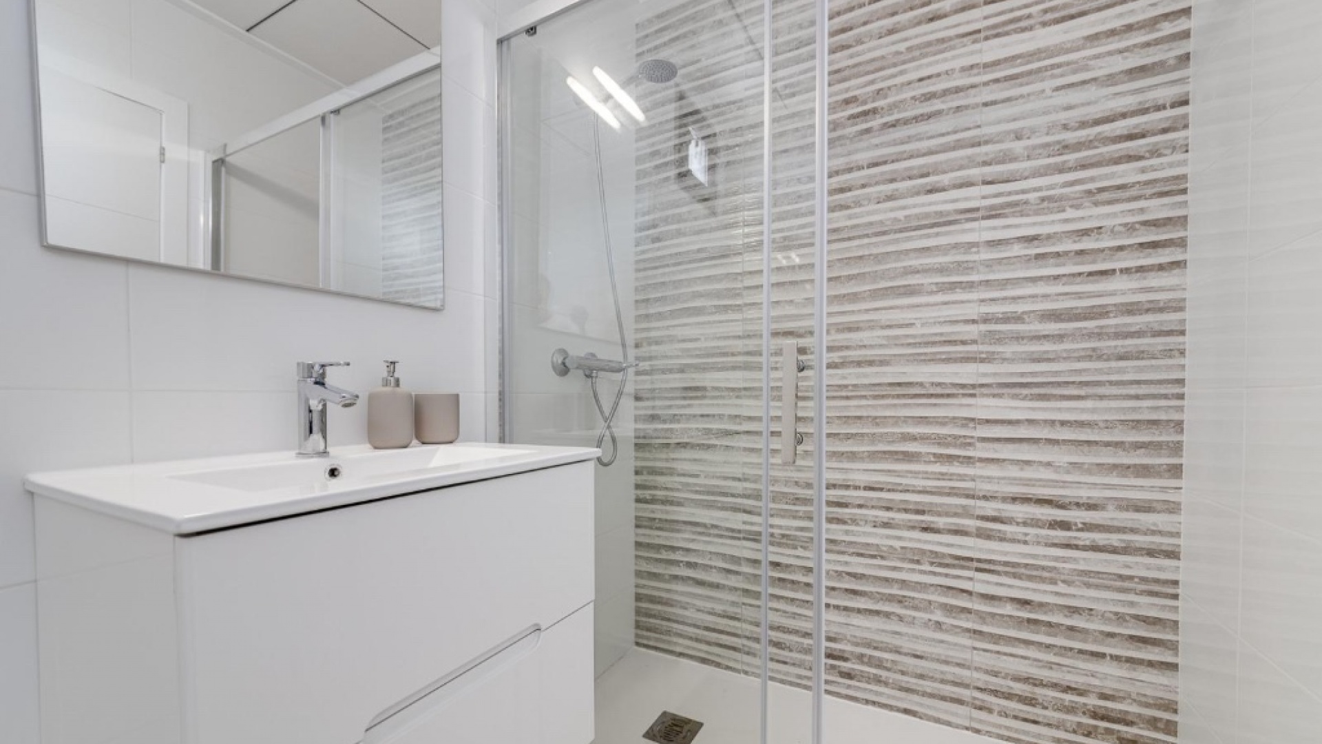 Resale - Villa - Orihuela Costa - Villamartin