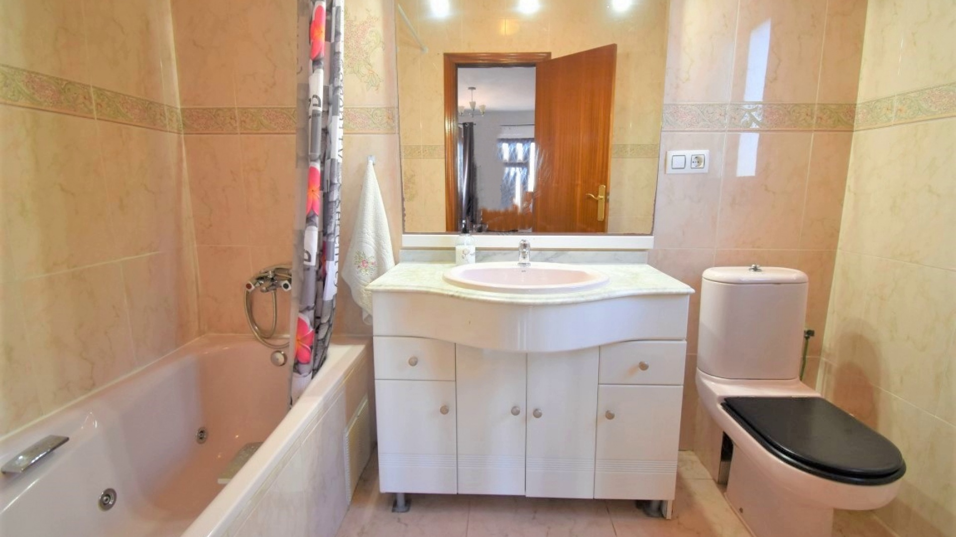 Resale - Villa - Orihuela Costa - Villamartin