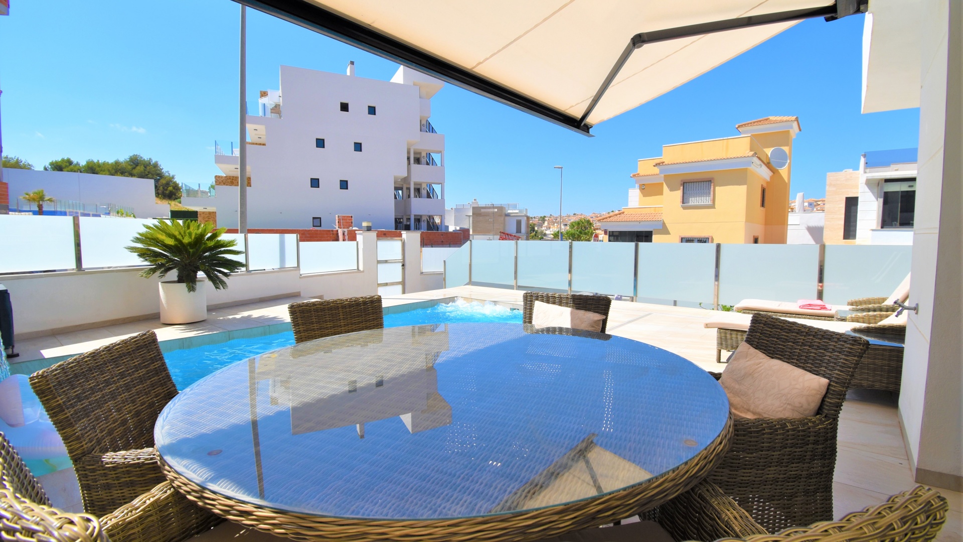 Resale - Villa - Orihuela Costa - Villamartin