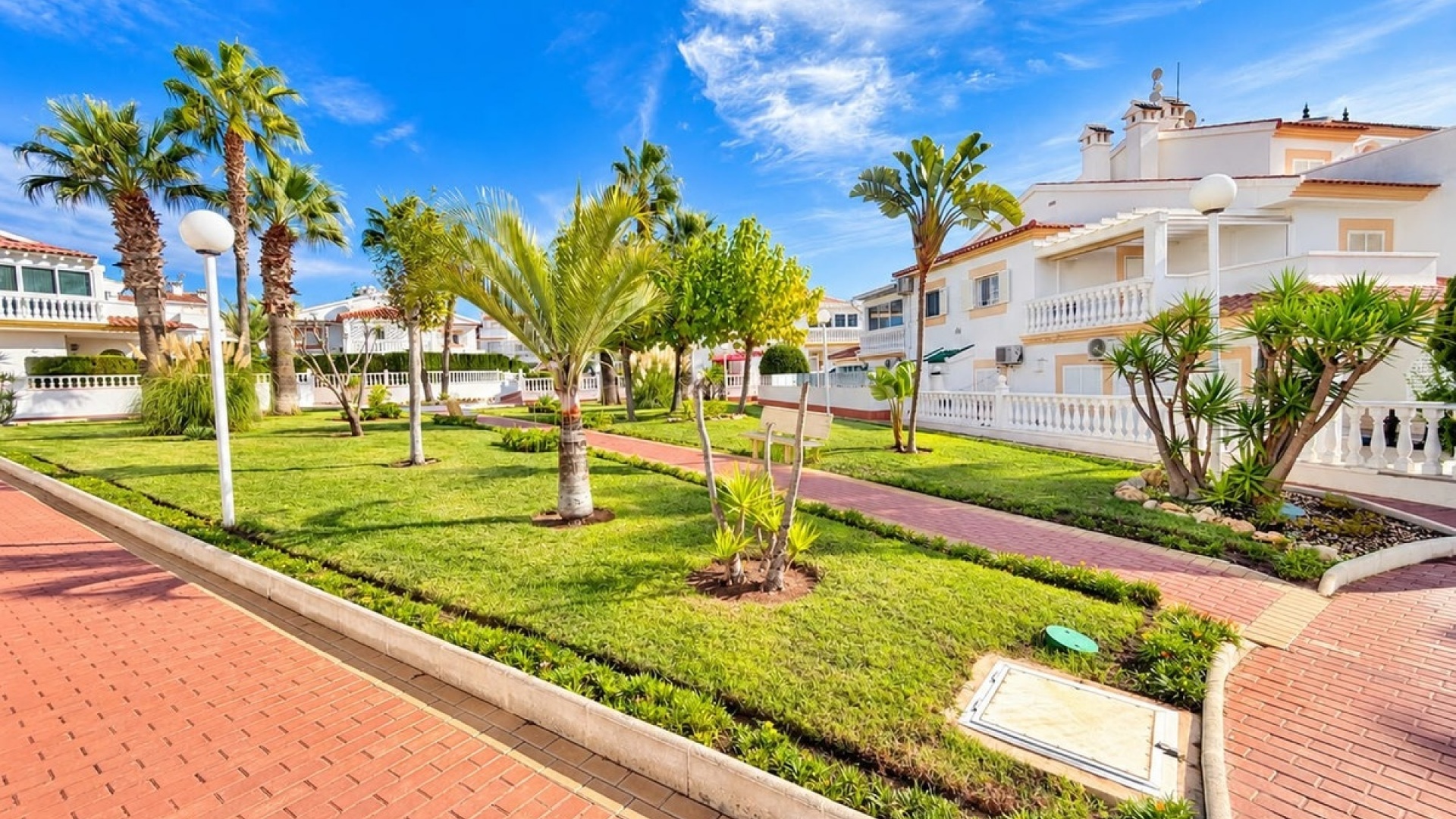 Resale - Villa - Orihuela - La Florida