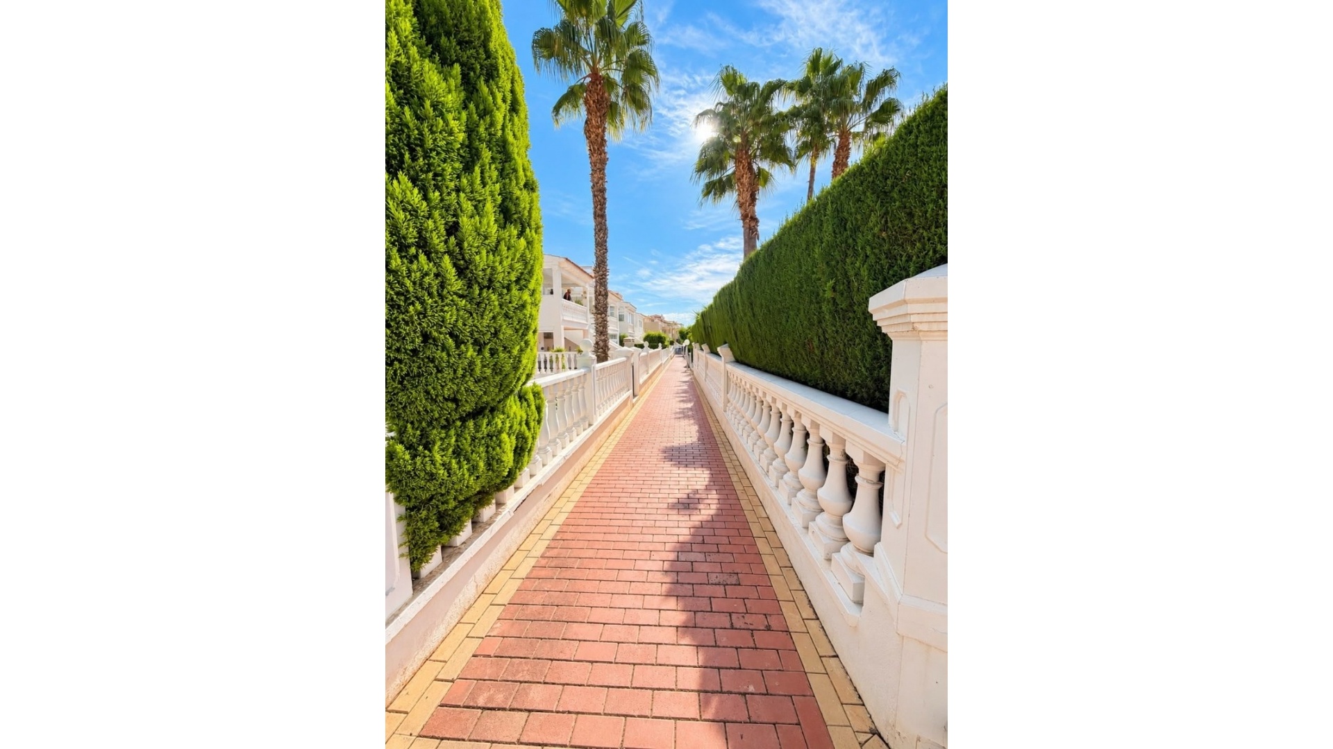 Resale - Villa - Orihuela - La Florida