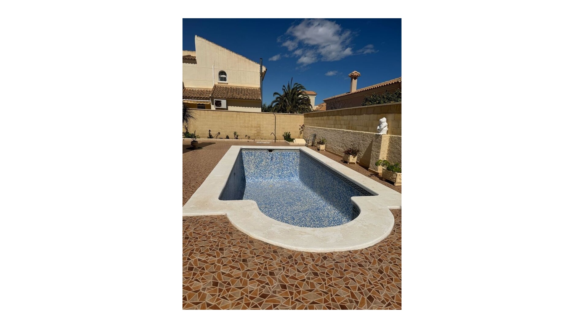 Resale - Villa - Orihuela - La Zenia