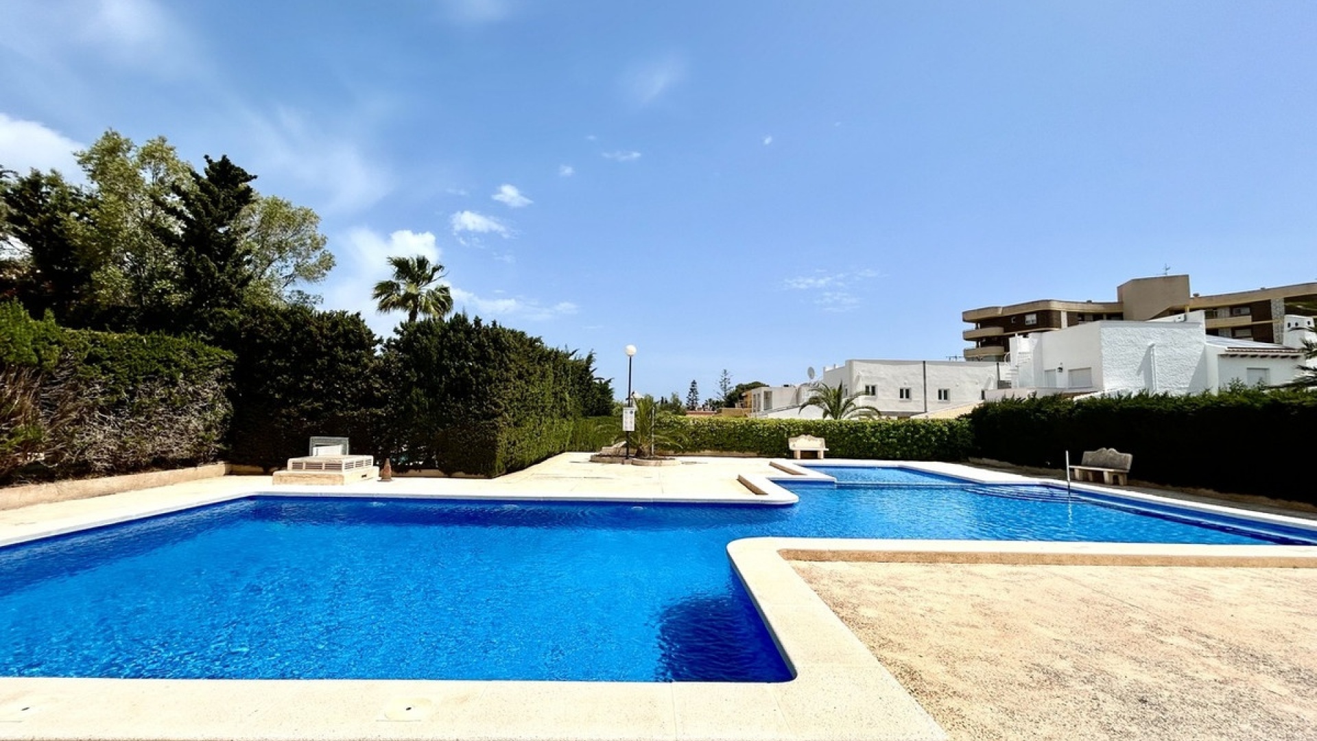 Resale - Villa - Orihuela - La Zenia