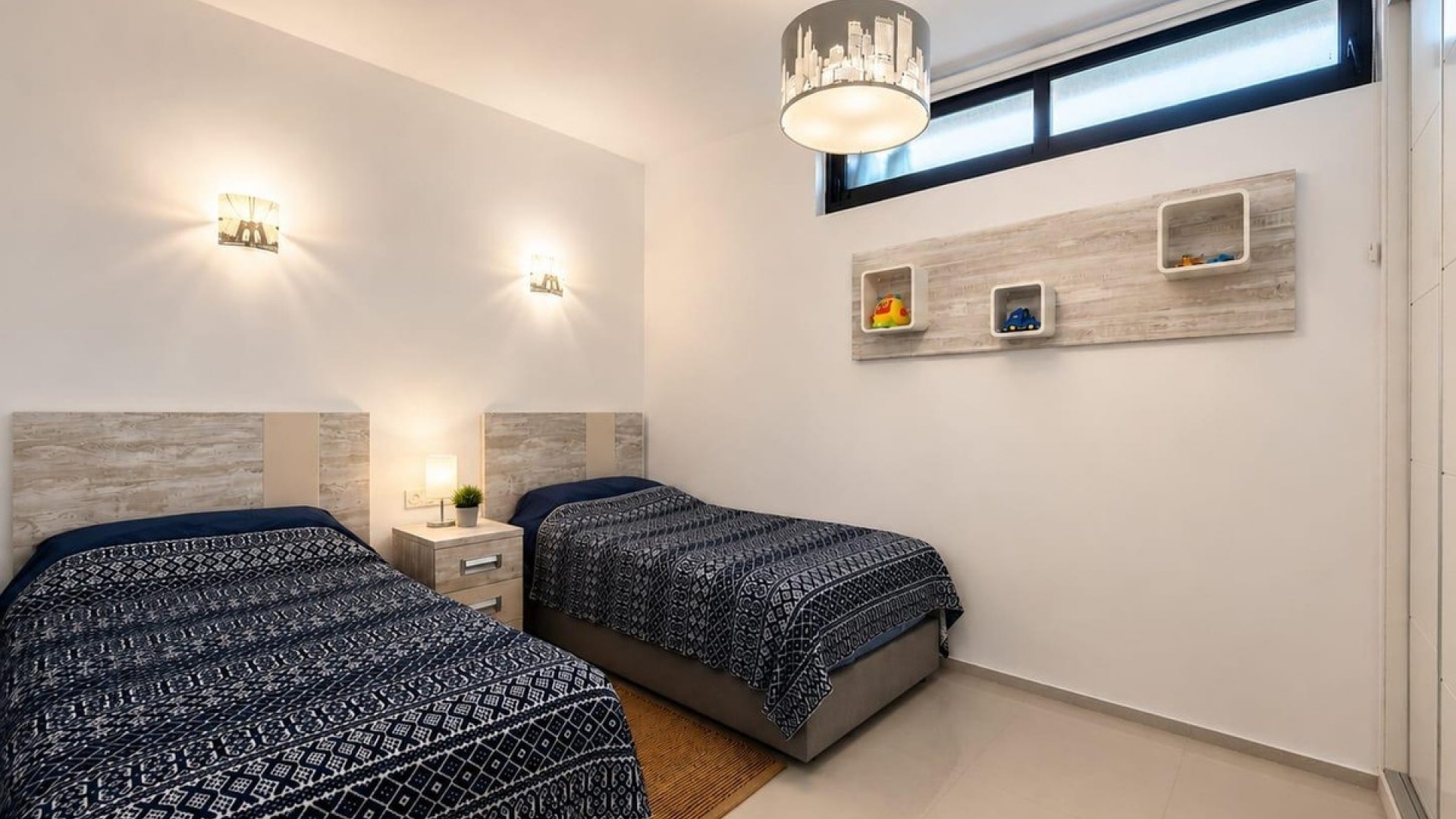 Resale - Villa - Orihuela - La Zenia