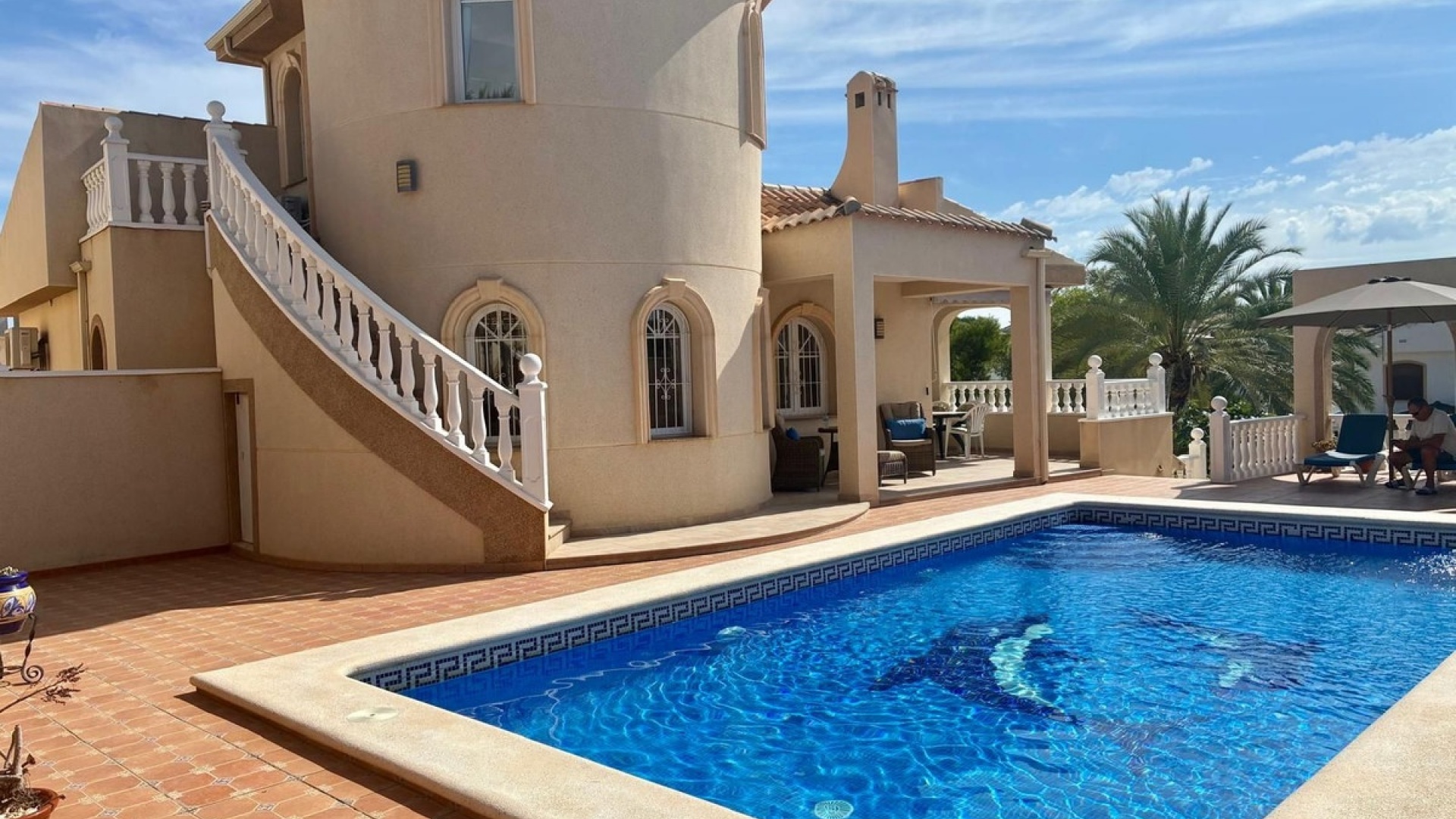 Resale - Villa - Orihuela - La Zenia