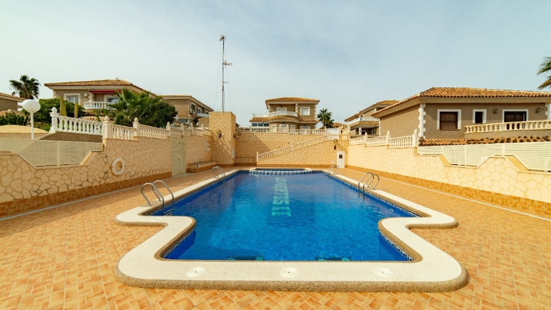 Resale - Villa - Orihuela - Los Altos