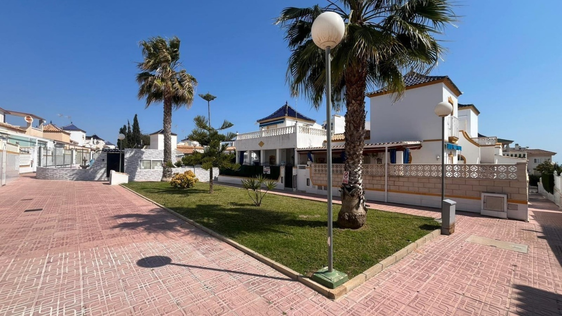 Resale - Villa - Orihuela - Los Altos