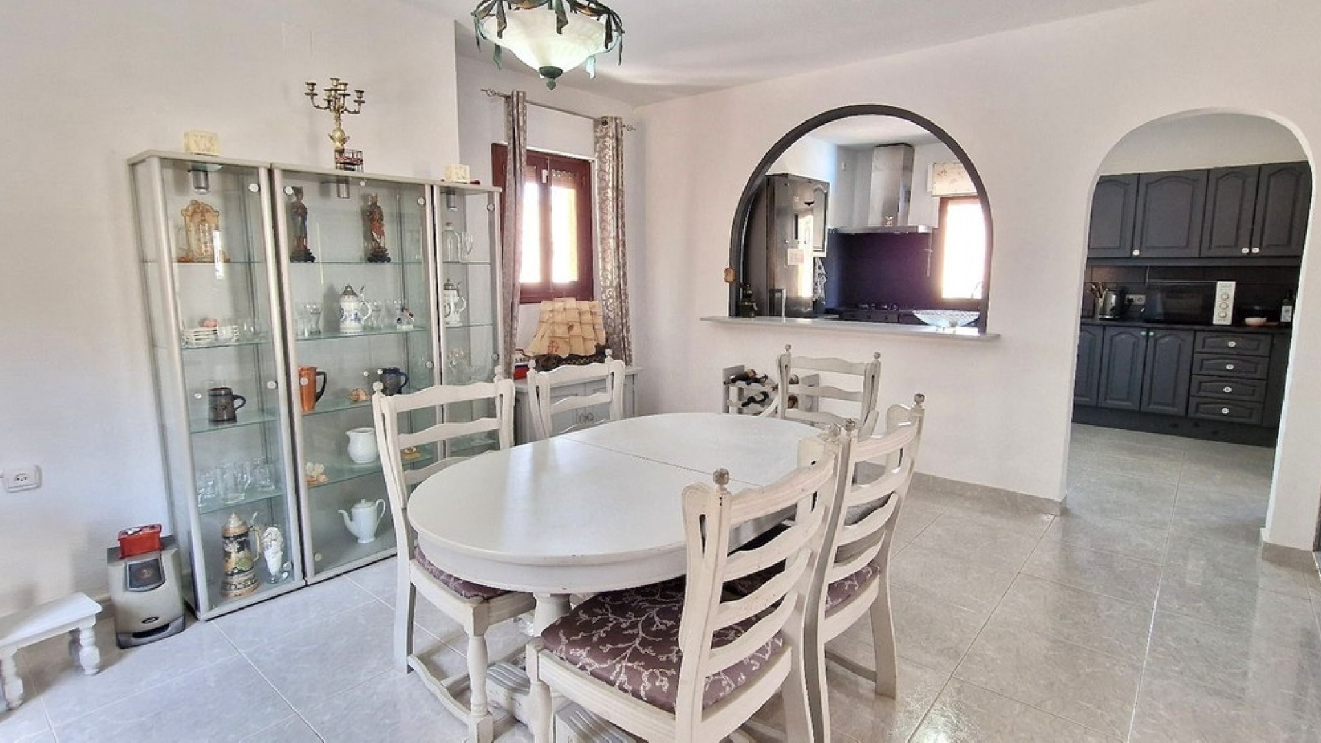 Resale - Villa - Orihuela - Orihuela Centro