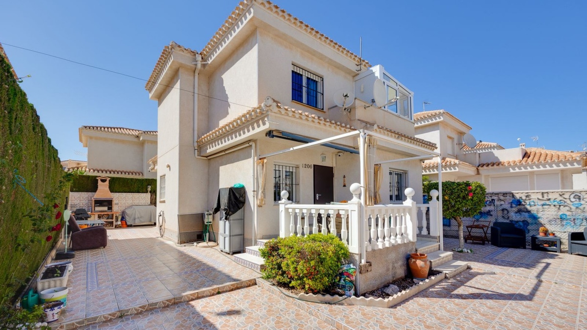 Resale - Villa - Orihuela - Orihuela Costa