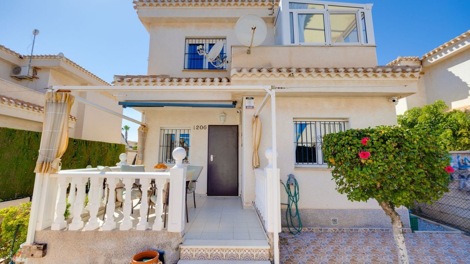 Resale - Villa - Orihuela - Orihuela Costa