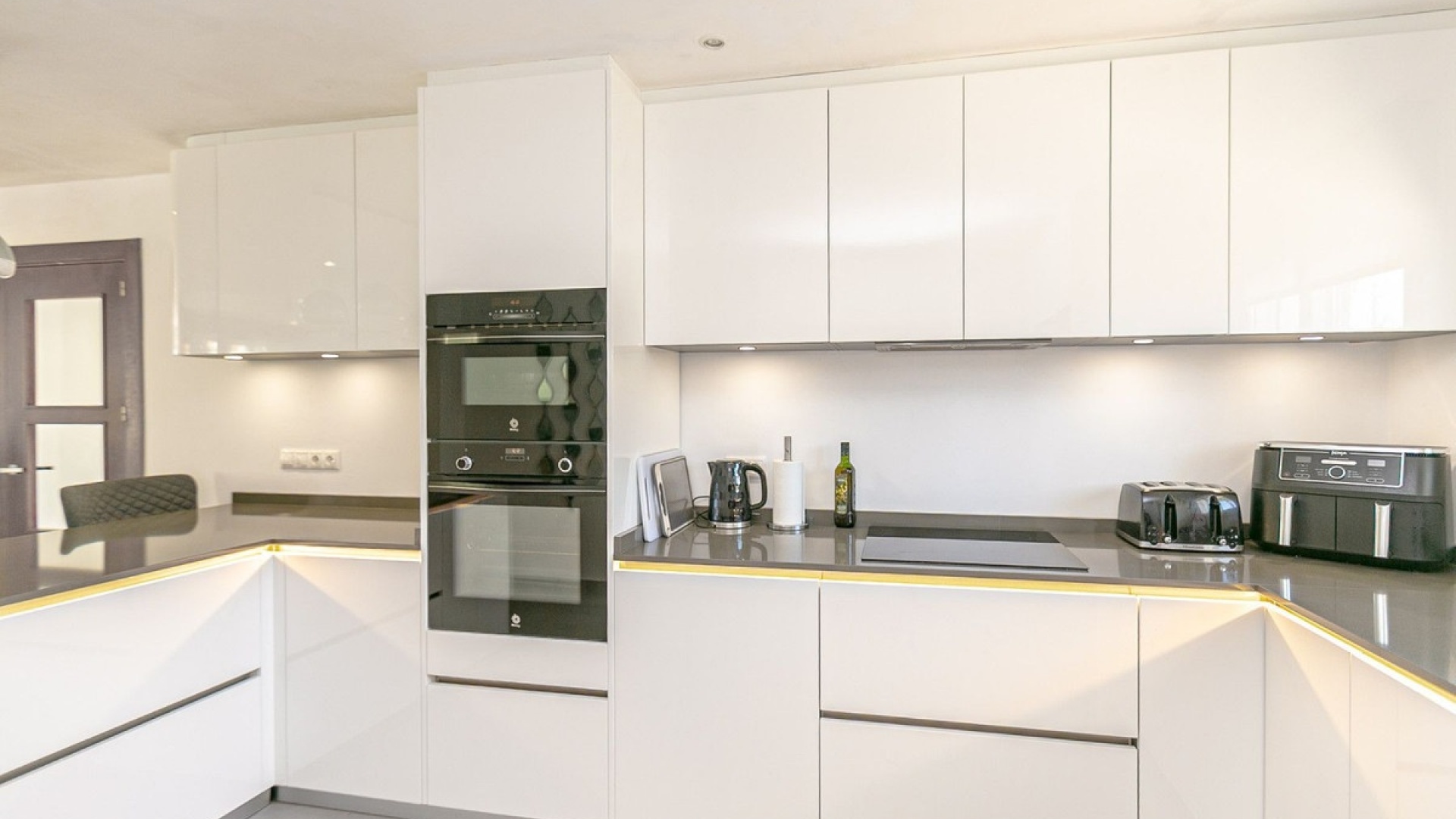 Resale - Villa - Orihuela - Orihuela Costa