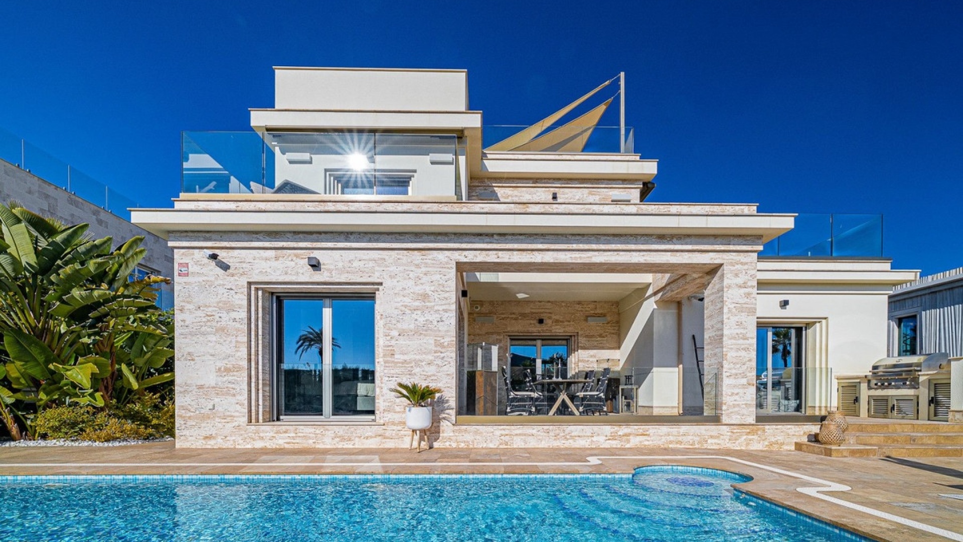 Resale - Villa - Orihuela - Orihuela Costa