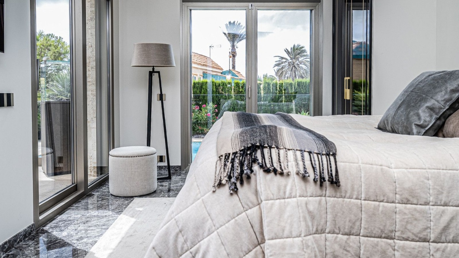 Resale - Villa - Orihuela - Orihuela Costa