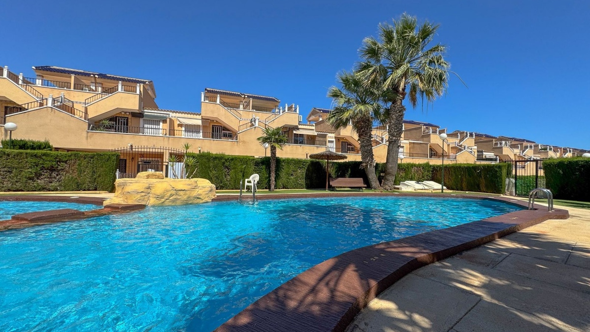 Resale - Villa - Orihuela - Orihuela Costa