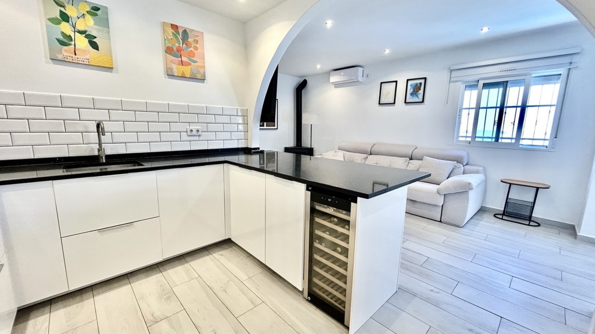 Resale - Villa - Orihuela - Orihuela Costa