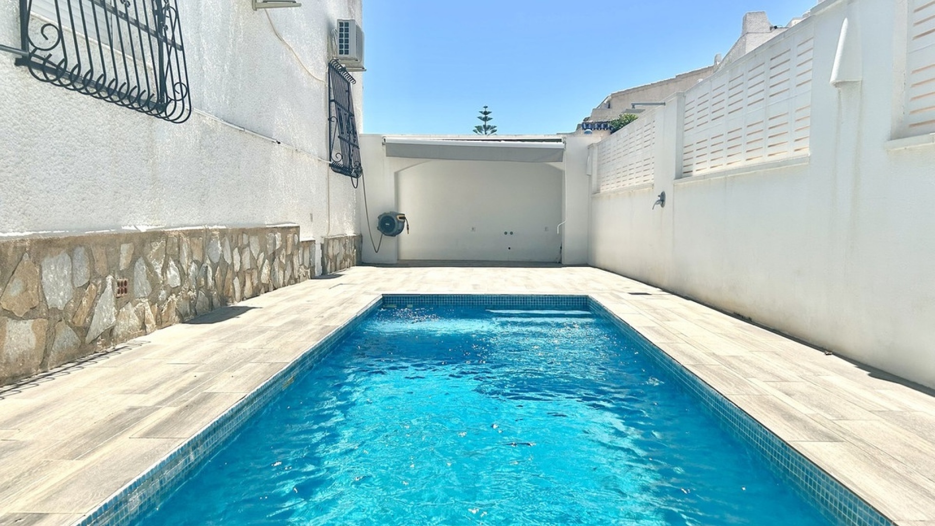 Resale - Villa - Orihuela - Orihuela Costa