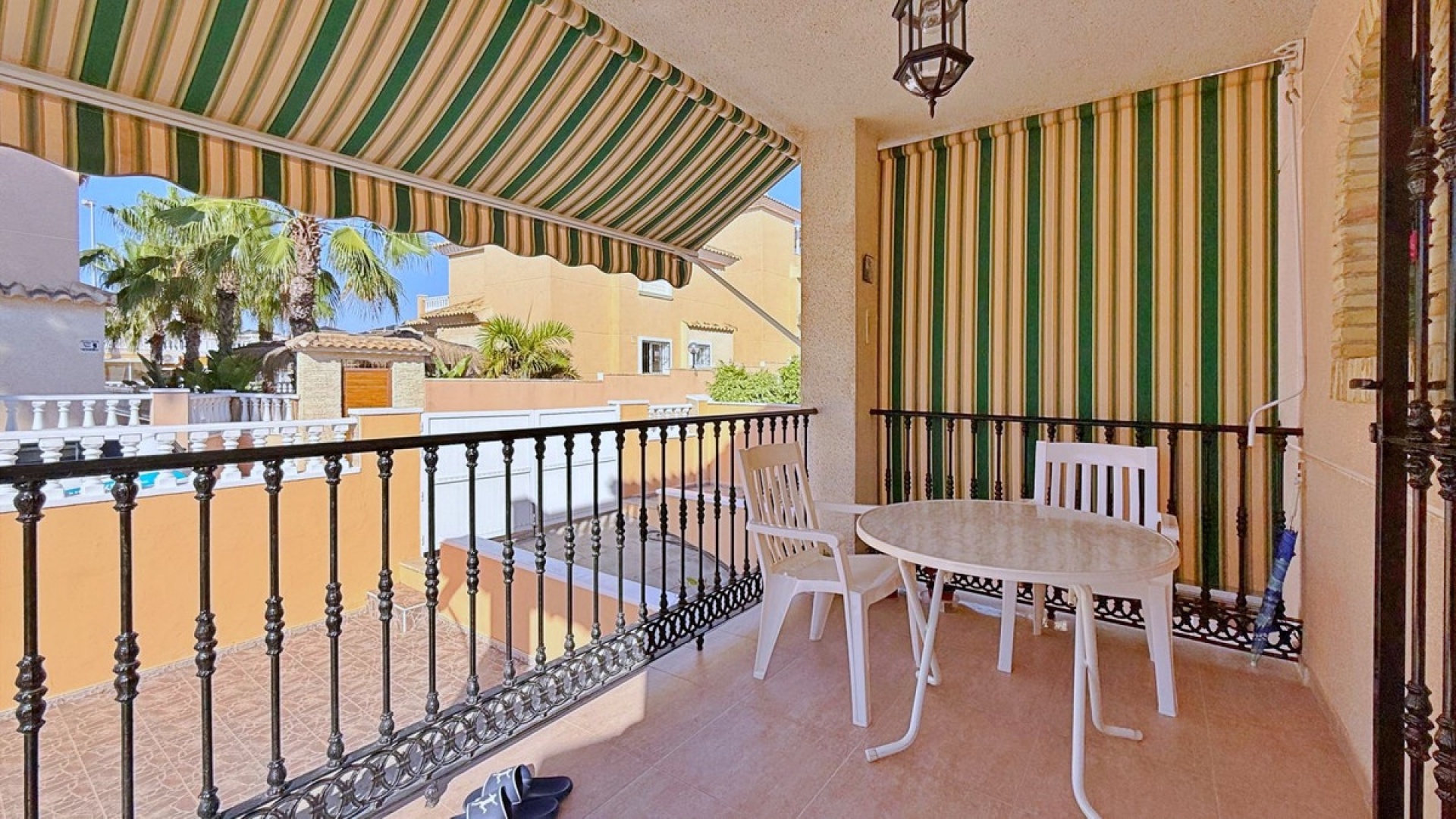 Resale - Villa - Orihuela - Orihuela Costa