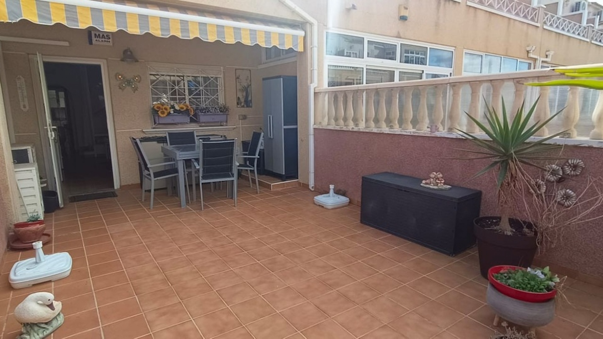 Resale - Villa - Orihuela - Orihuela Costa