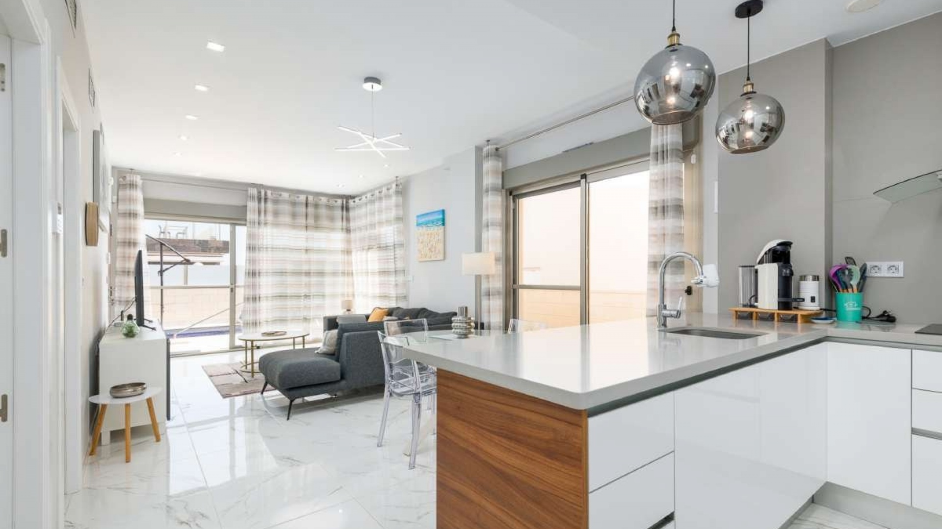 Resale - Villa - Orihuela - Orihuela Costa
